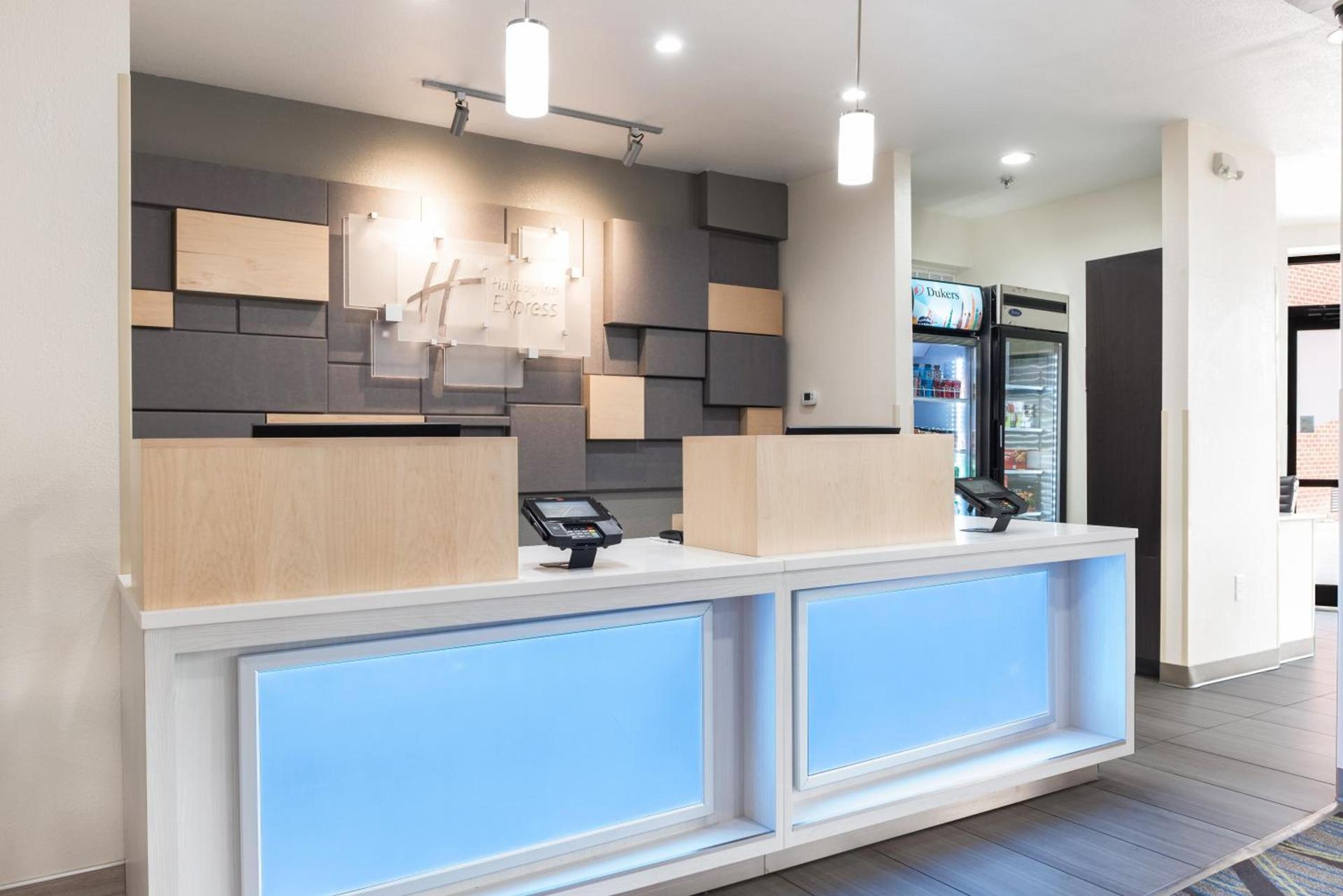 Holiday Inn Express - Columbus Downtown by IHG photo 29