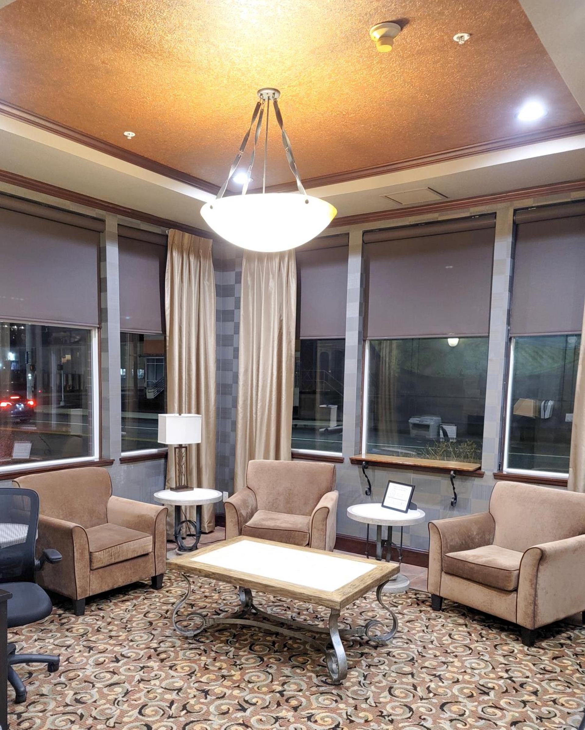 Holiday Inn Express Hotel & Suites Portland-Northwest Downtown by IHG photo 9
