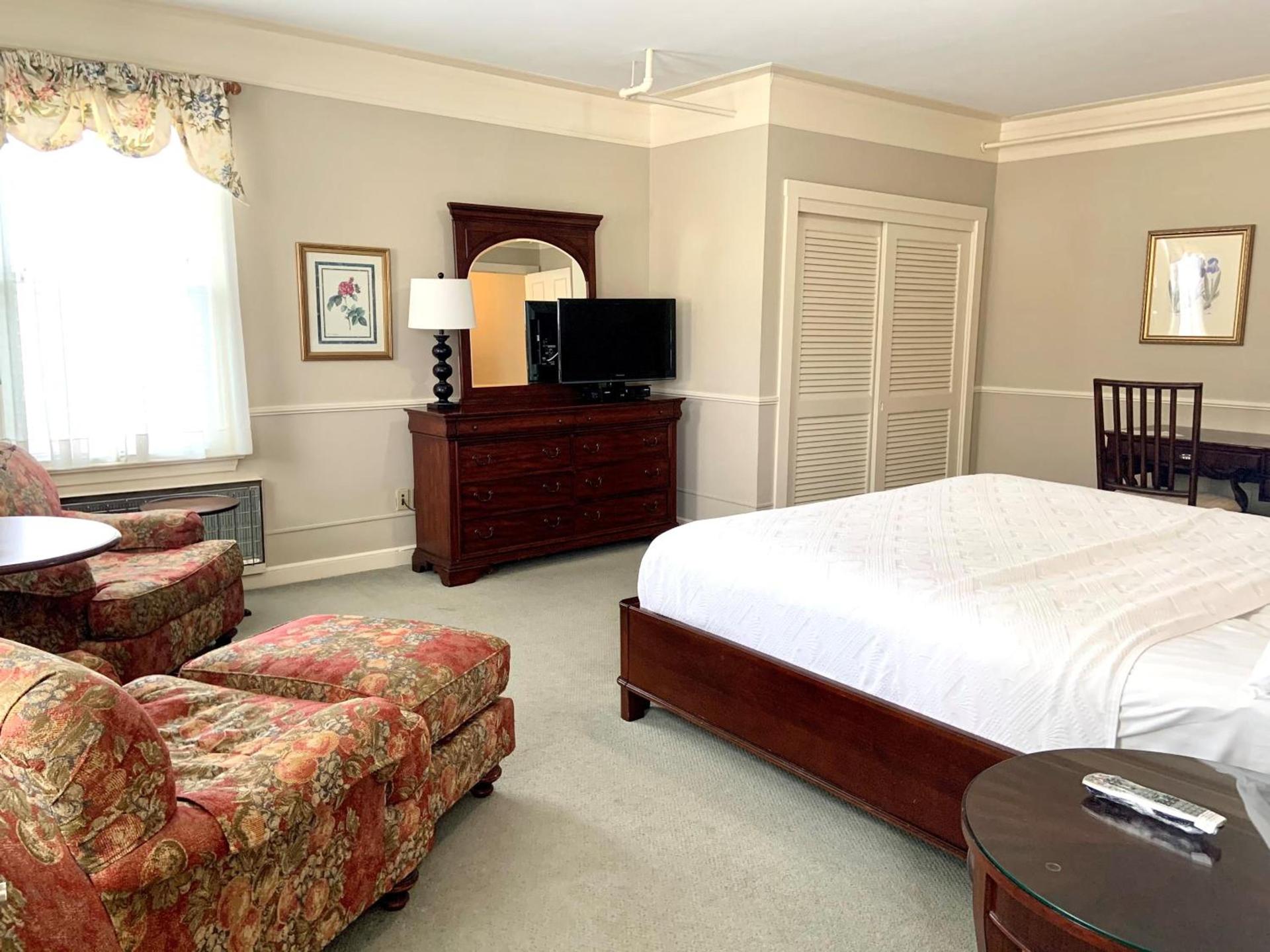 The Inn at Longshore photo 28