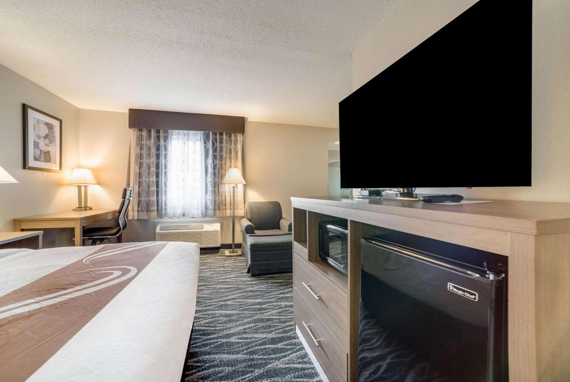 Quality Inn Effingham North photo 25