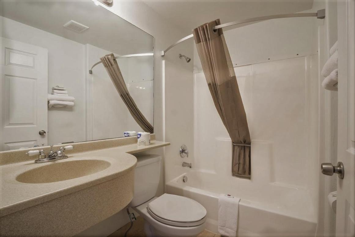 Motel 6-Idaho Falls, ID - Snake River photo 46