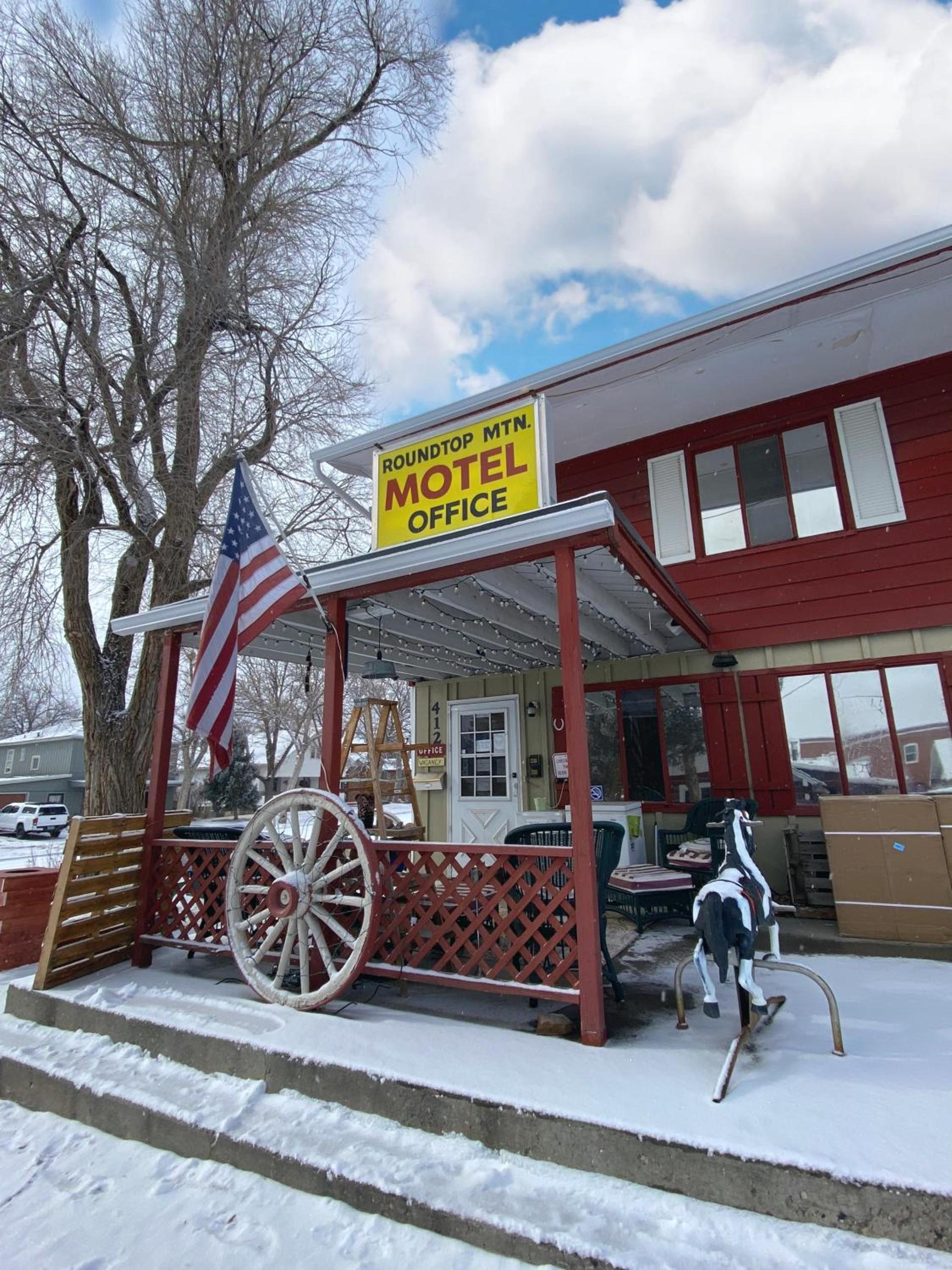 Roundtop Mountain Vista - Cabins and Motel photo 6