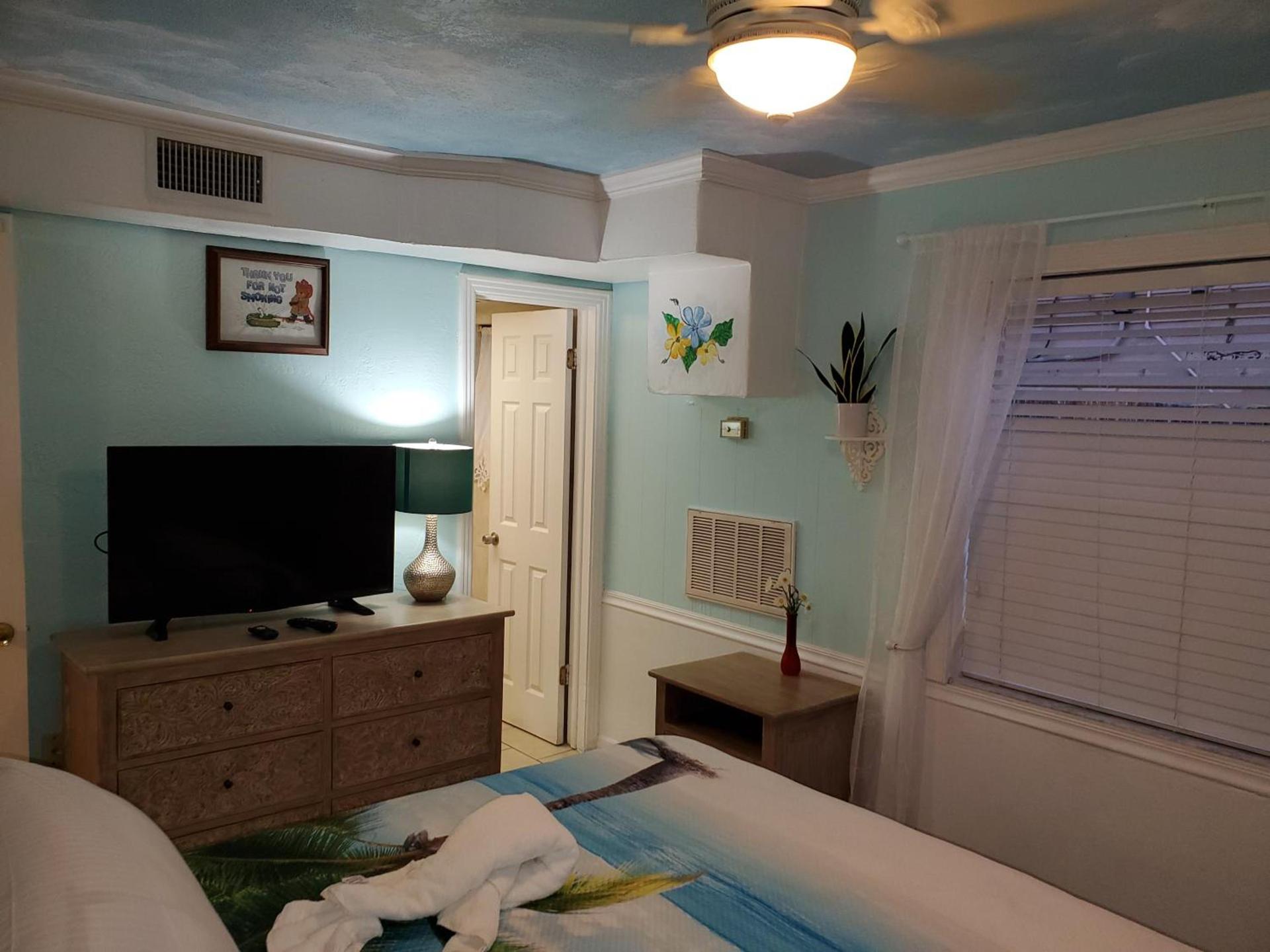 The Monterey Beach Resort photo 9