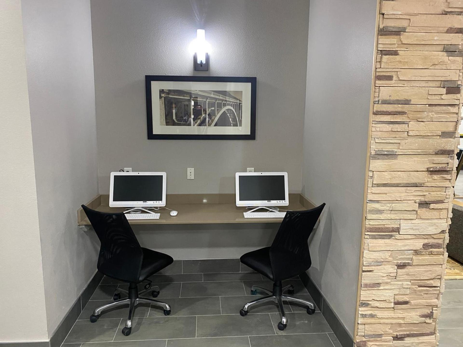 Country Inn & Suites by Radisson, RJ Stadium - Tampa Airport East photo 34