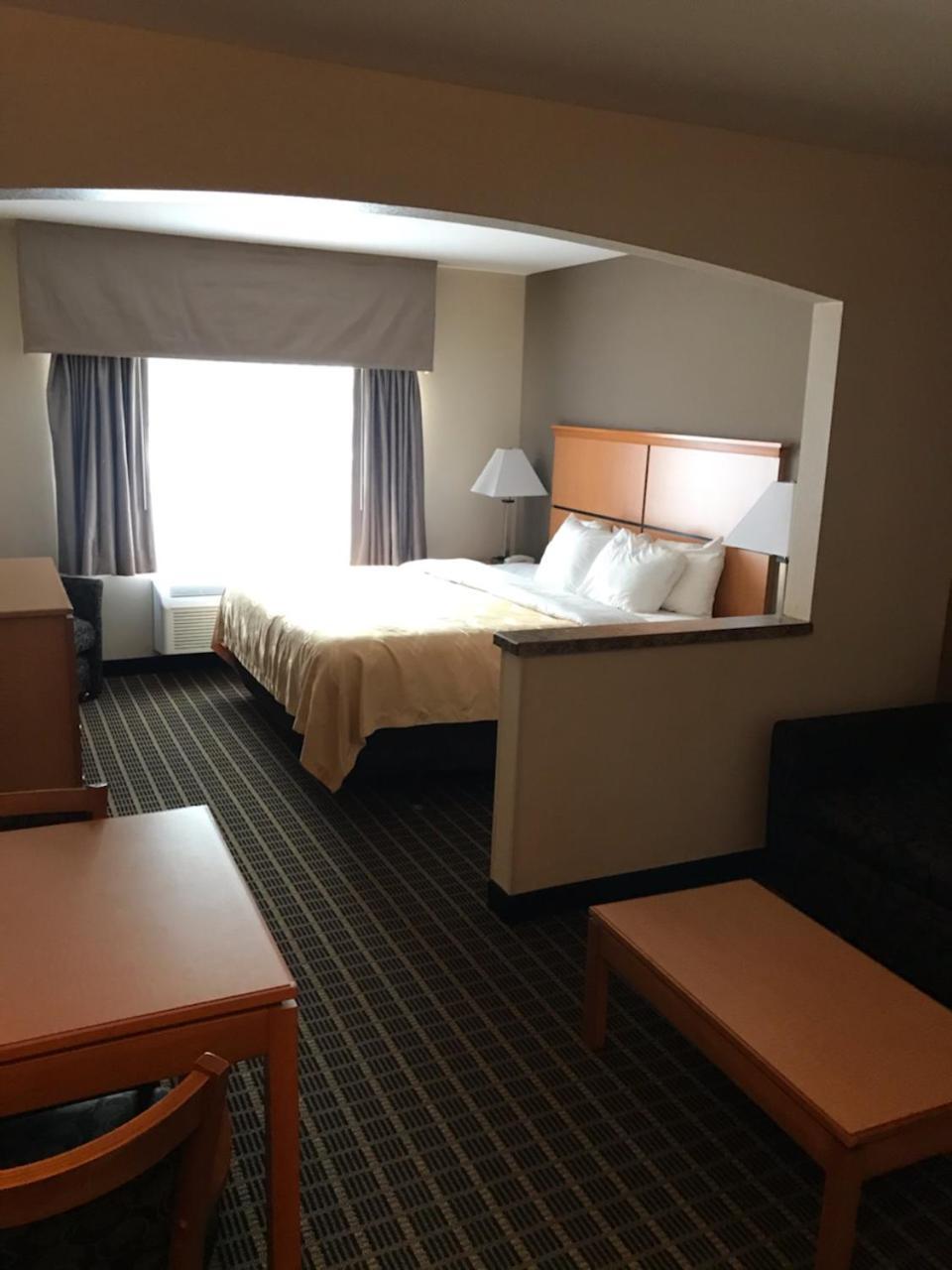 Quality Inn and Suites Silverthorne - Copper Mountain photo 2