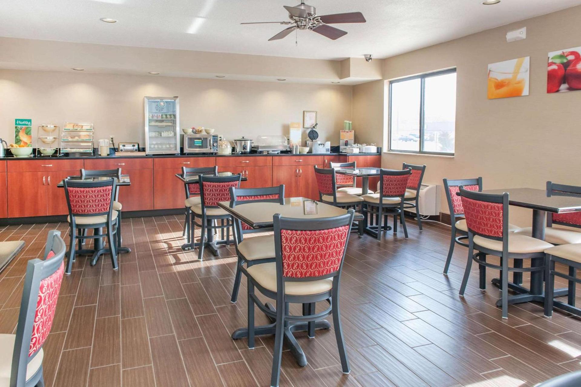 Quality Inn Effingham North photo 37