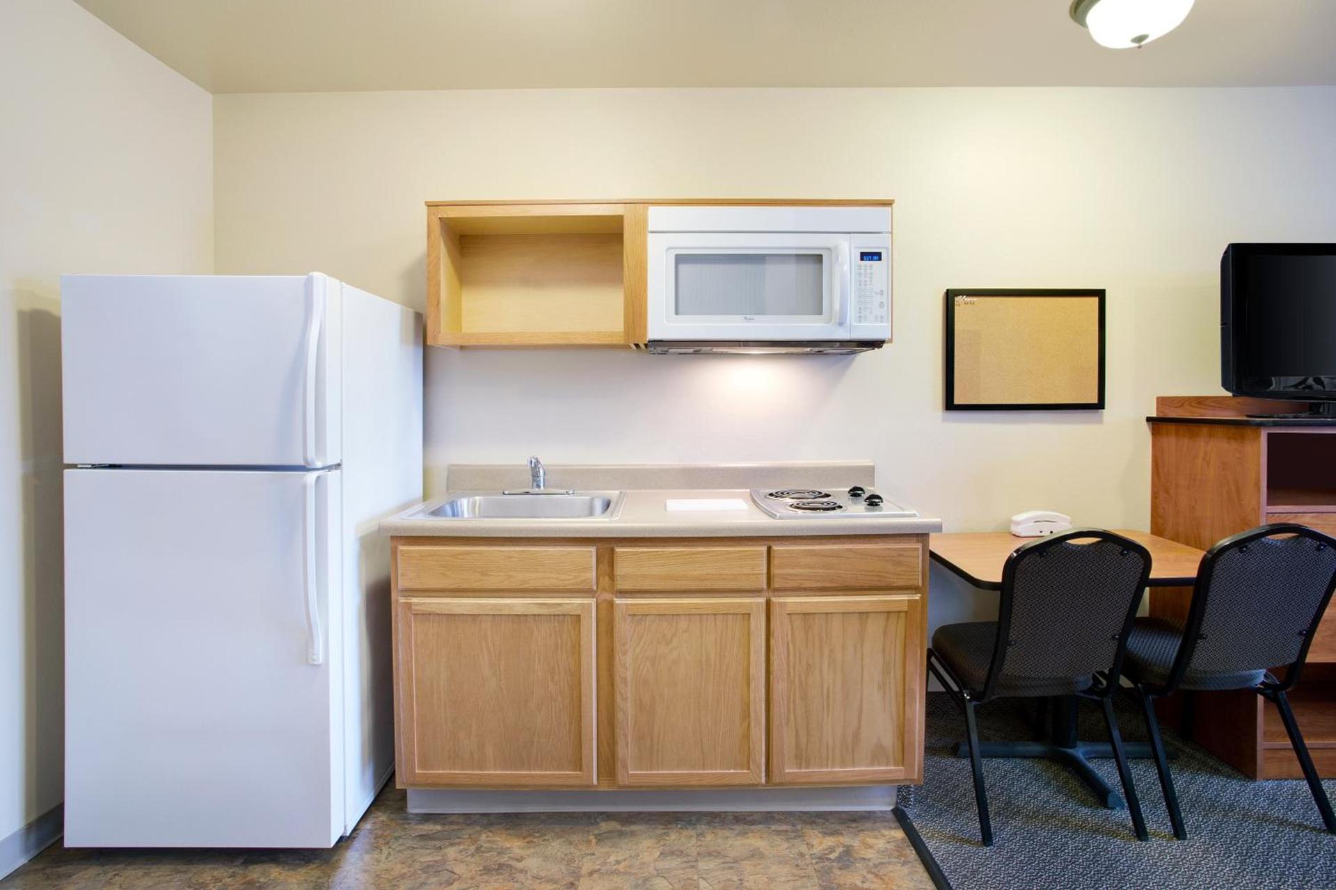 WoodSpring Suites Raleigh Northeast Wake Forest photo 12