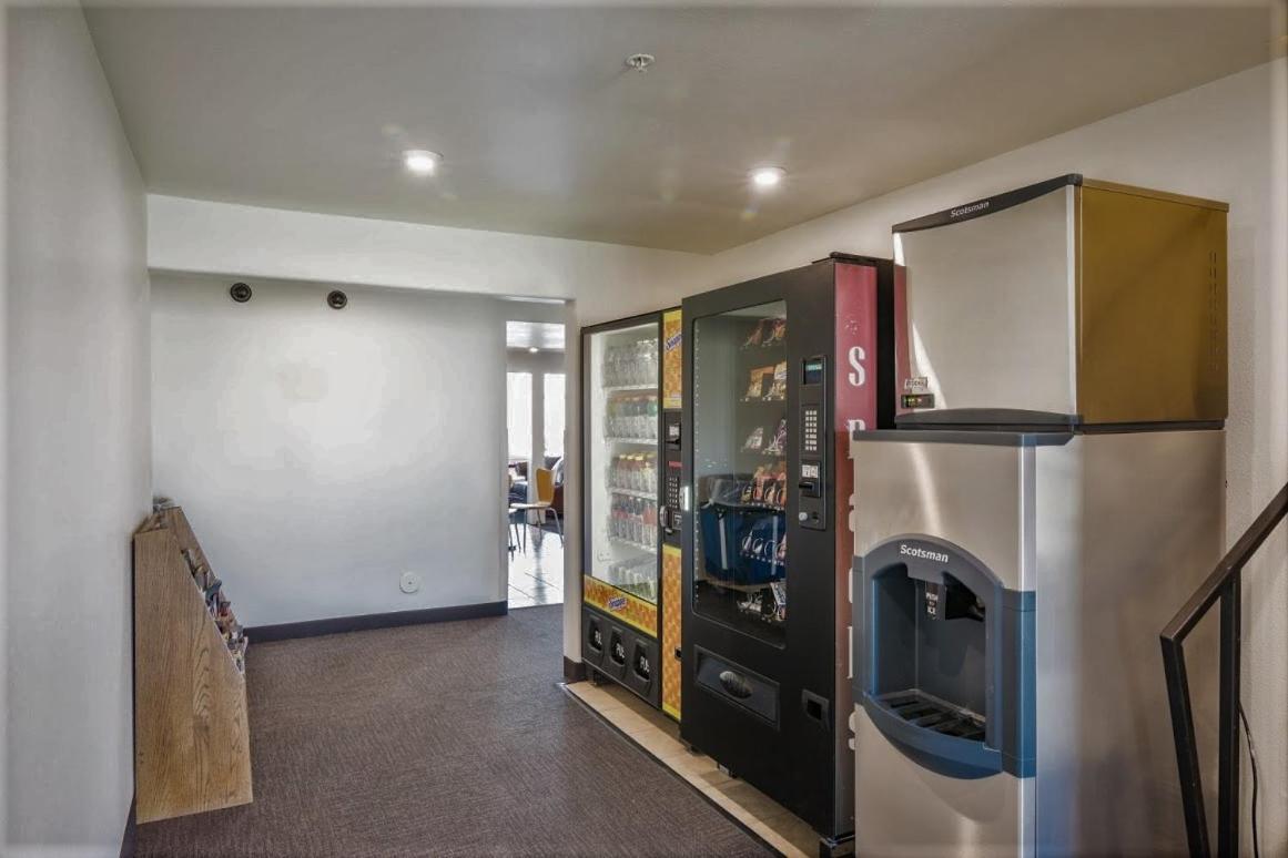 Motel 6-Idaho Falls, ID - Snake River photo 27