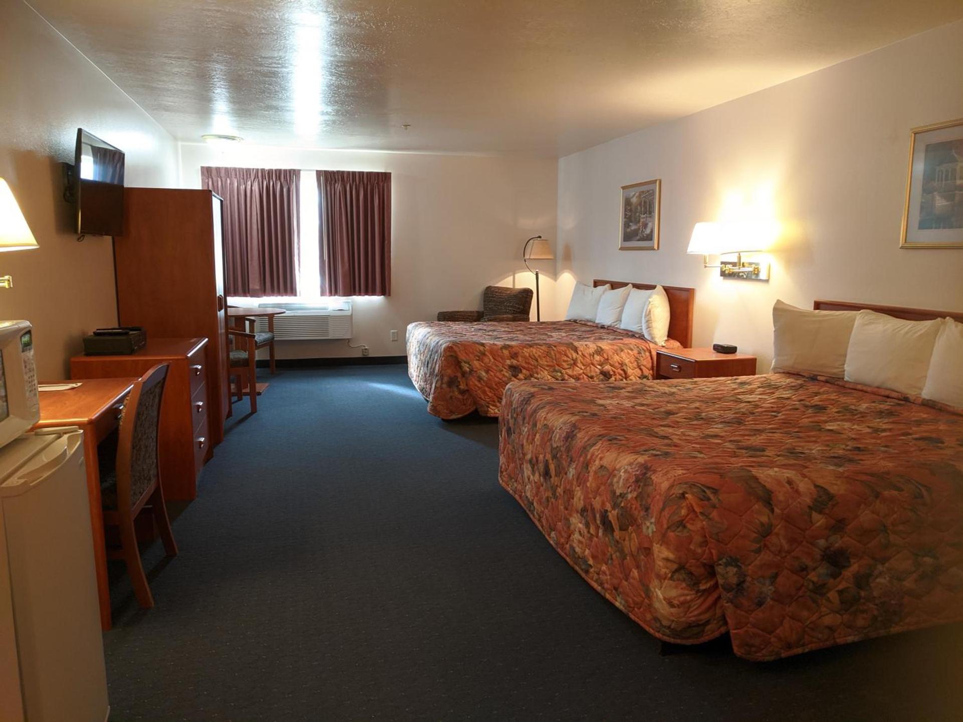 Aquarius Inn photo 20