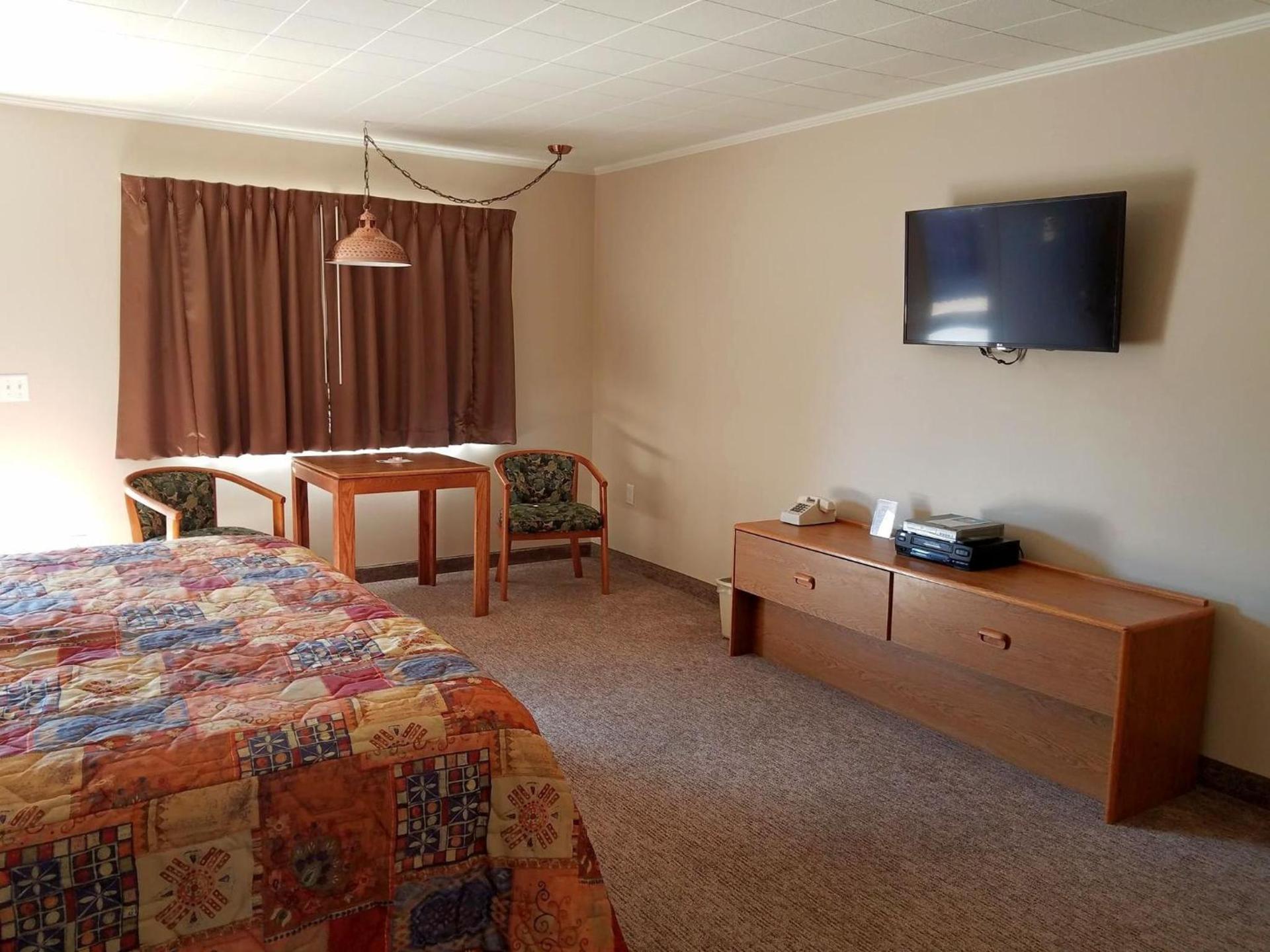 Aquarius Inn photo 8