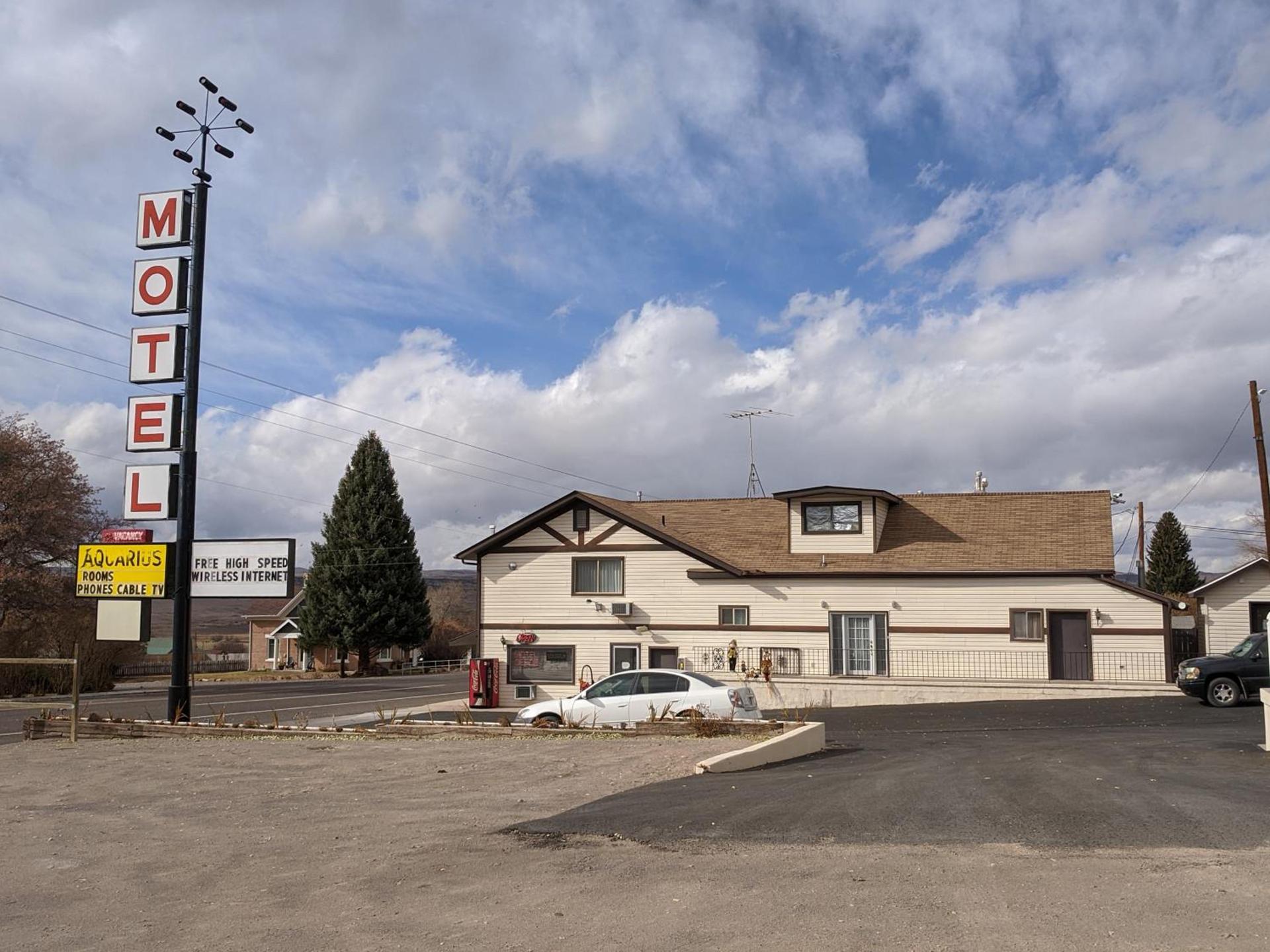 Aquarius Inn photo 2