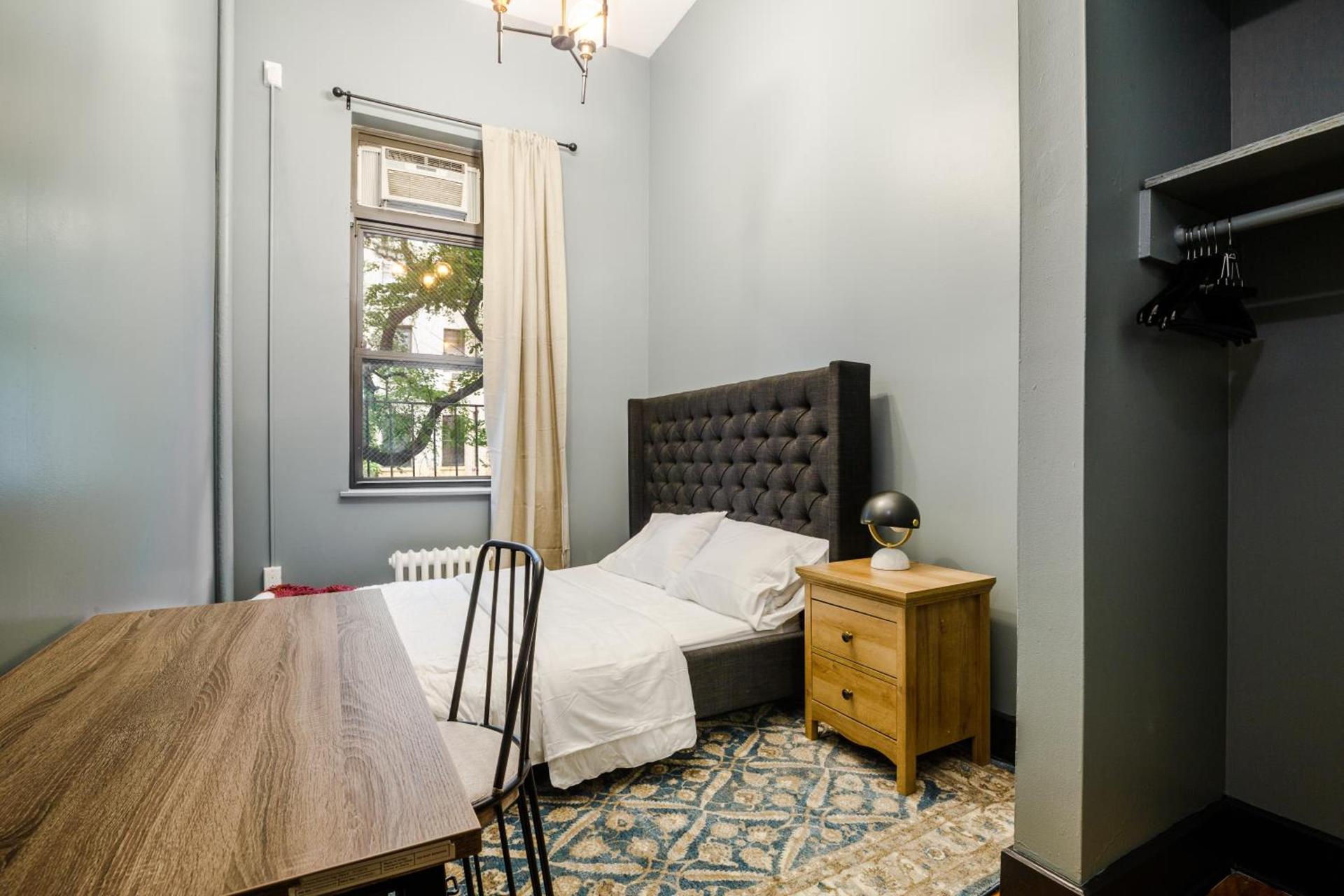 Lamartine Chelsea photo 9