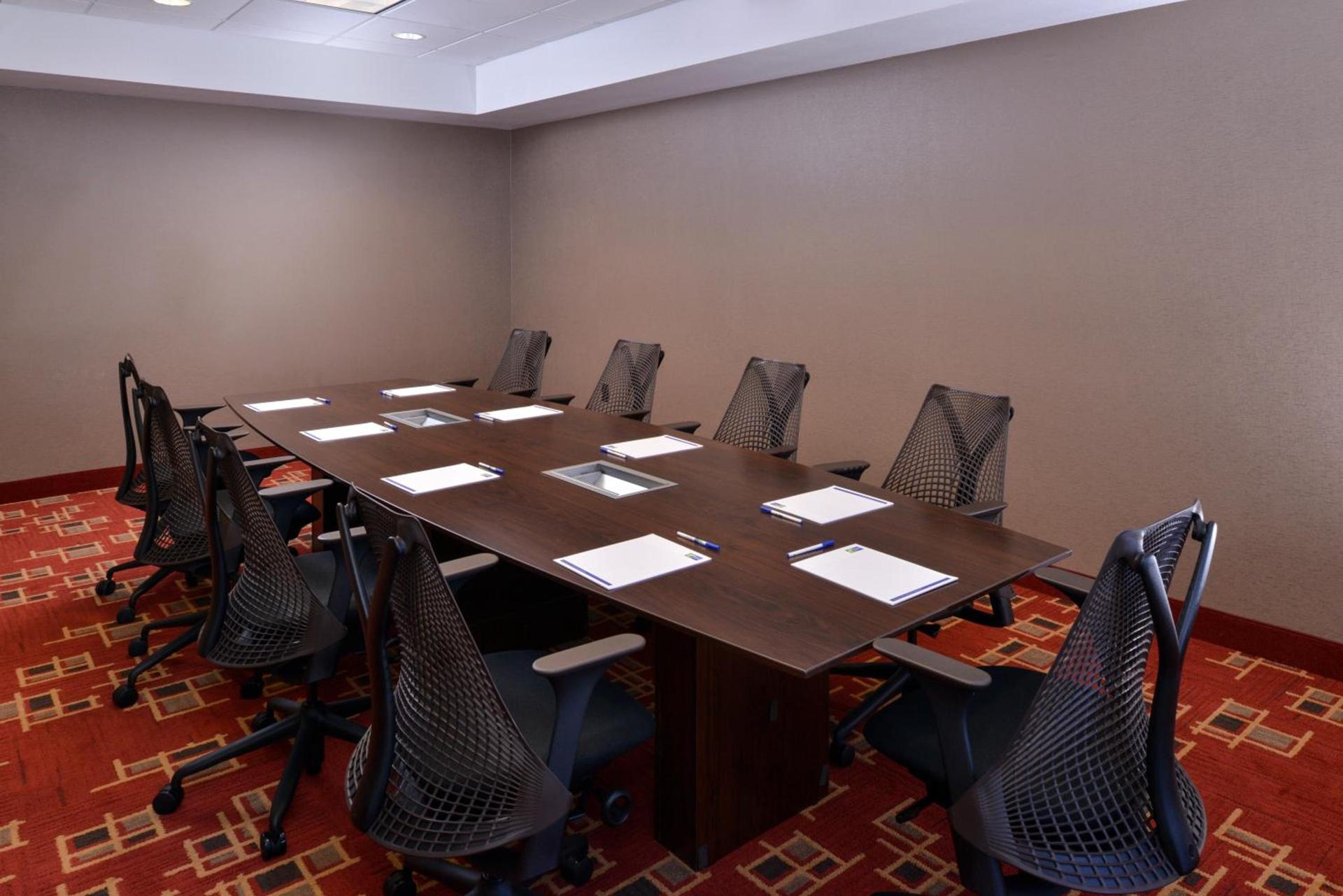 Holiday Inn Express & Suites Page - Lake Powell Area by IHG photo 31