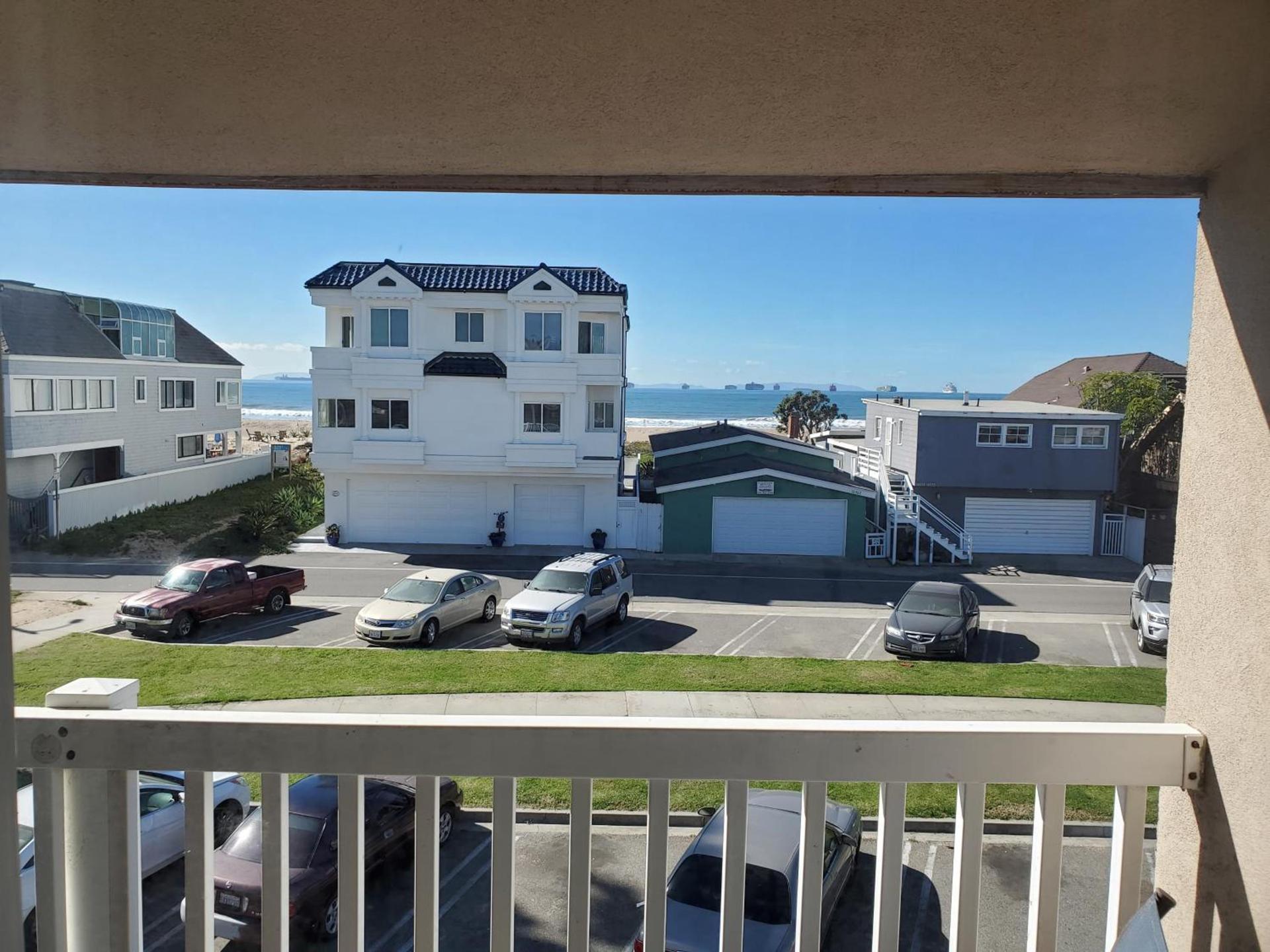 Ocean Surf Inn & Suites photo 20