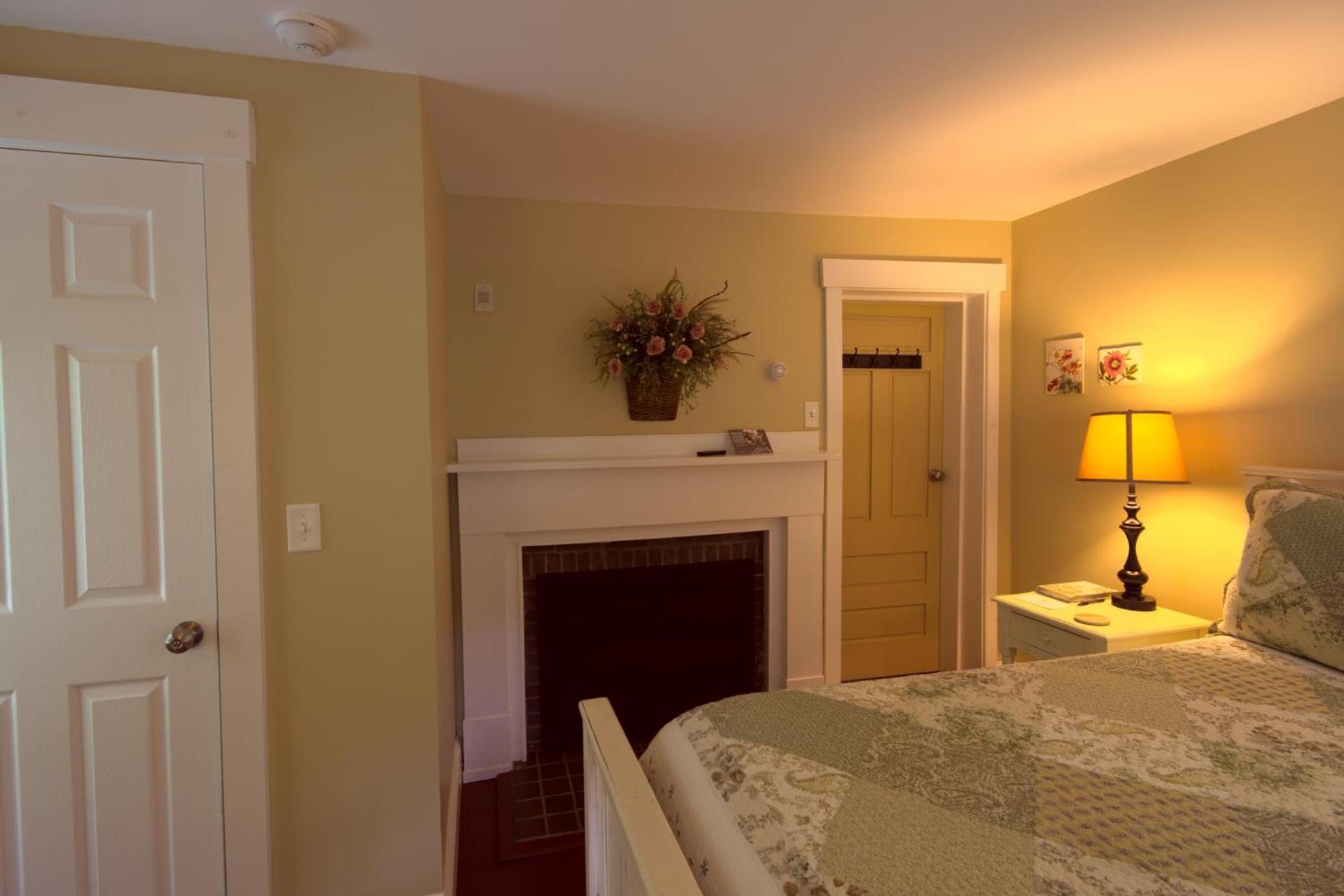 Ballard House Inn photo 6