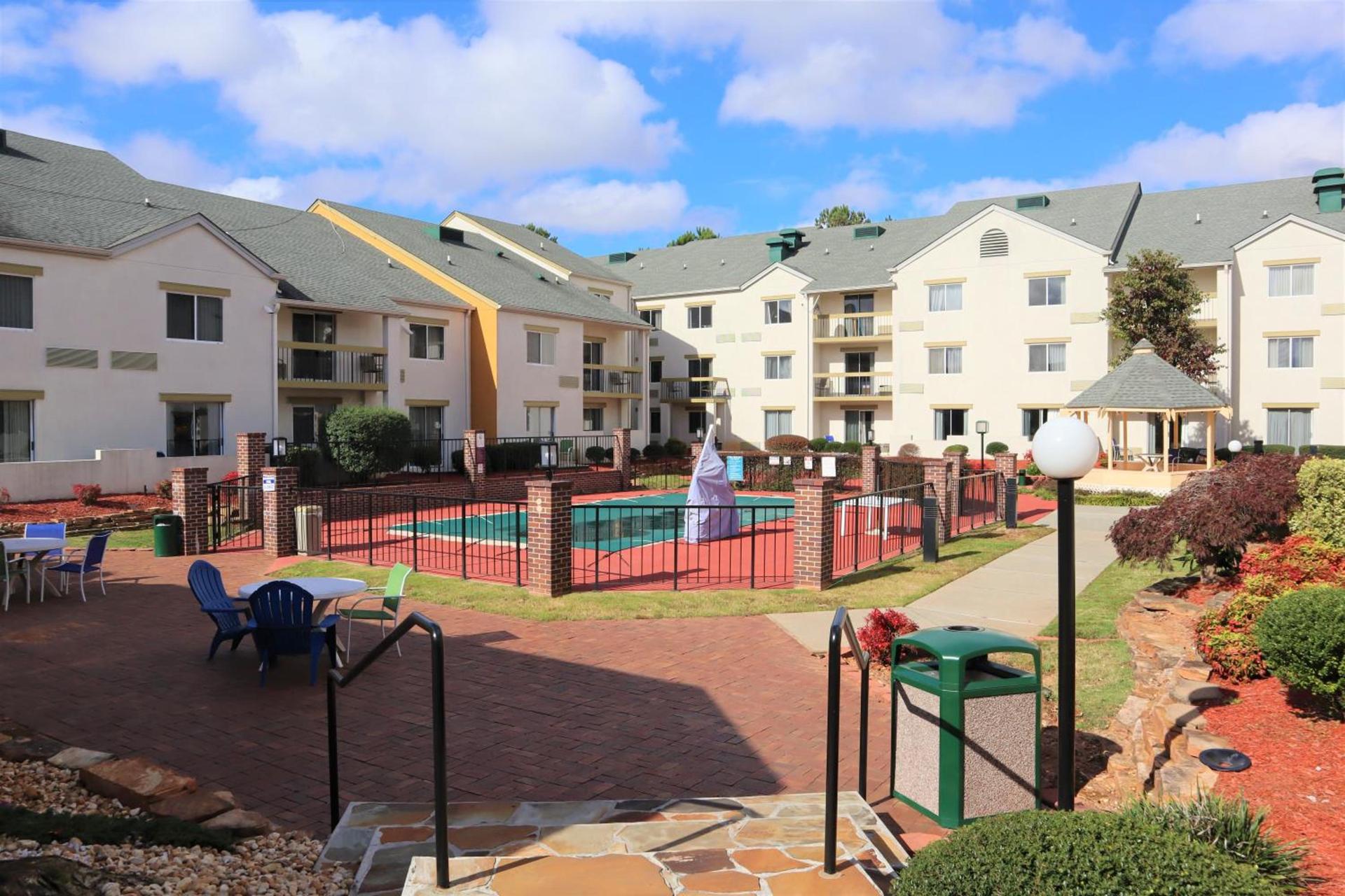 Baymont by Wyndham Norcross Atlanta photo 4