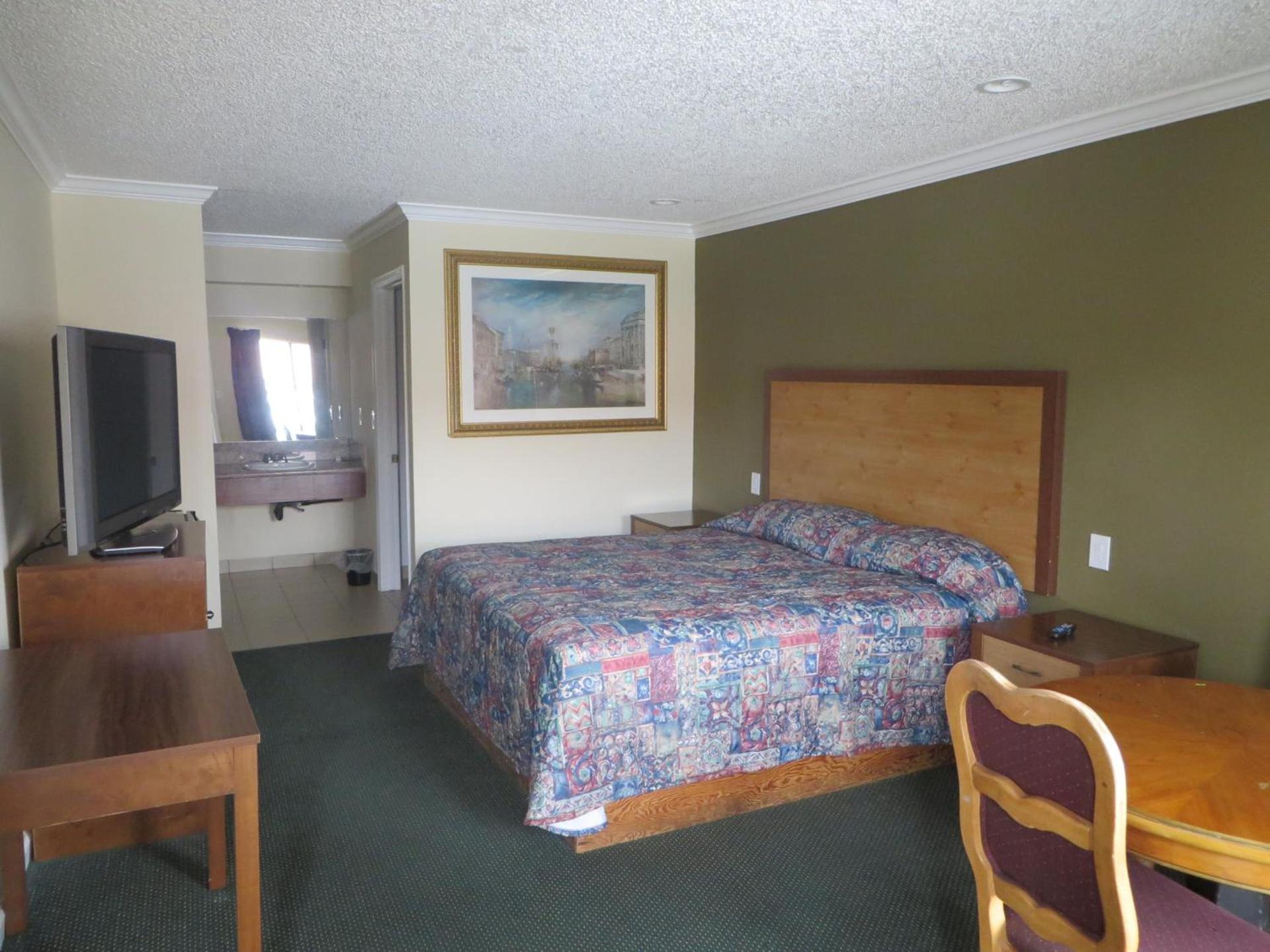 National Inn Garden Grove photo 2