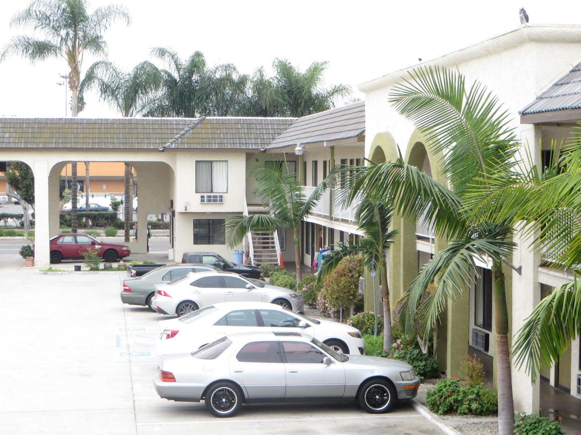 National Inn Garden Grove photo 10