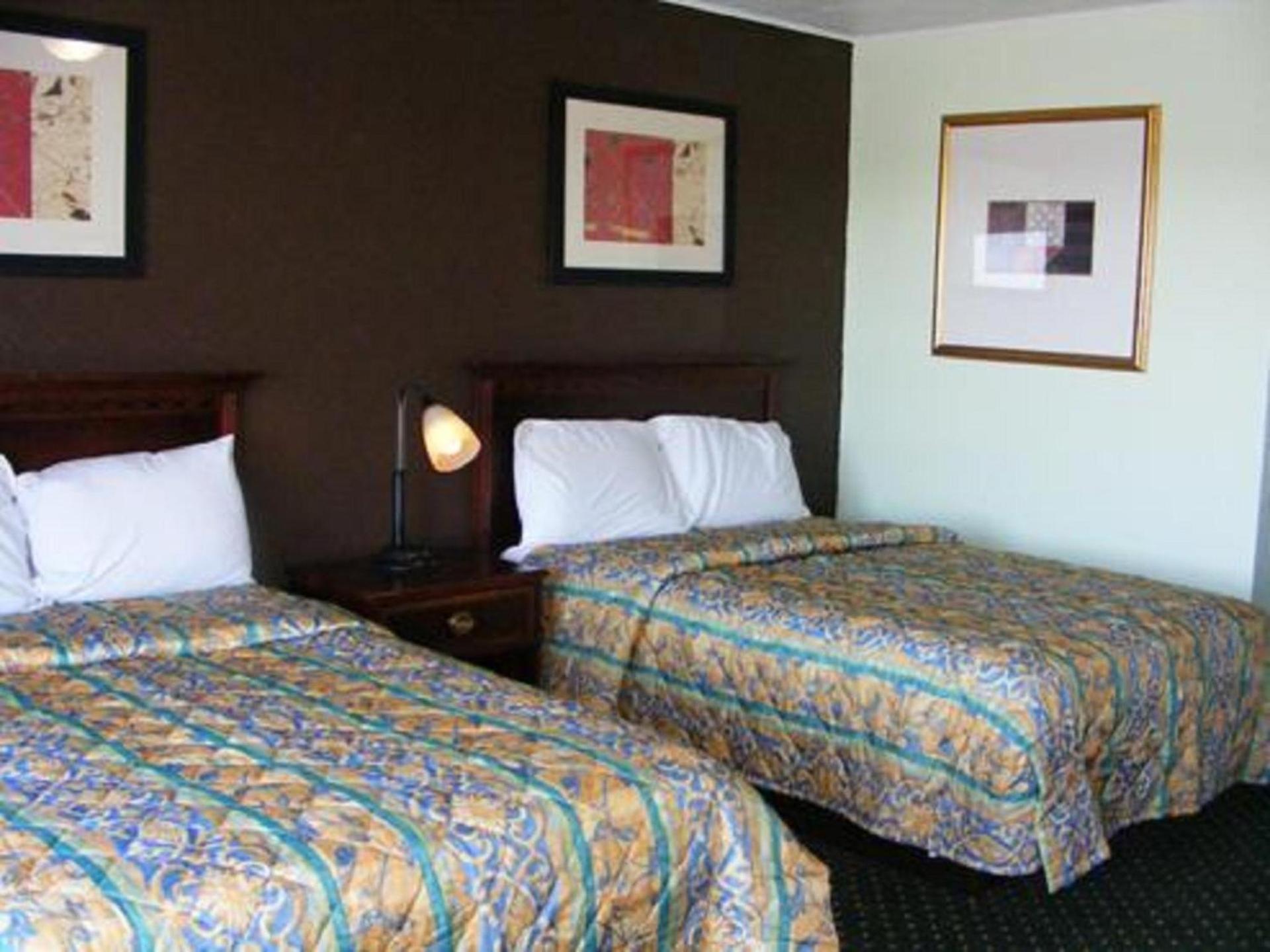 Budget Inn Palmyra photo 8