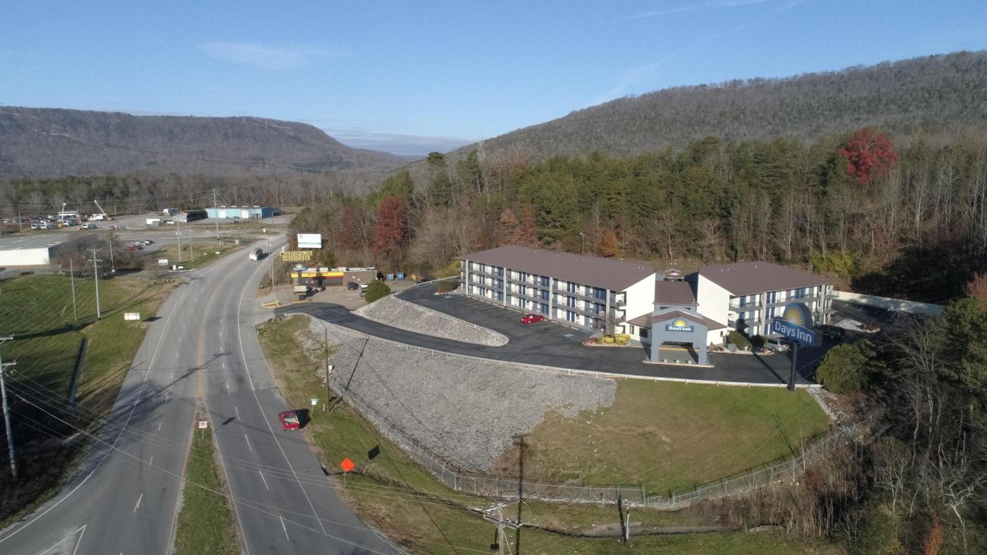 Days Inn by Wyndham Chattanooga Lookout Mountain West photo 24