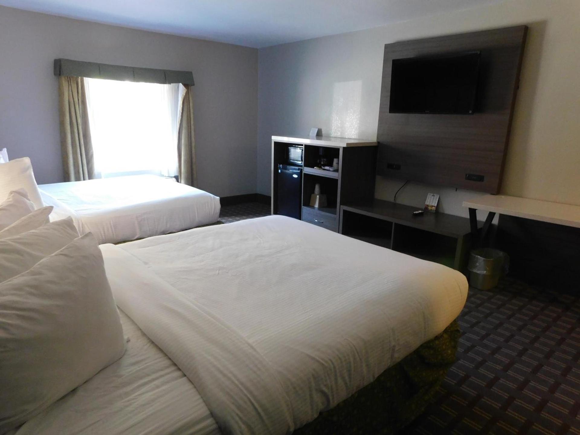 Days Inn & Suites by Wyndham Downtown Gatlinburg Parkway photo 43