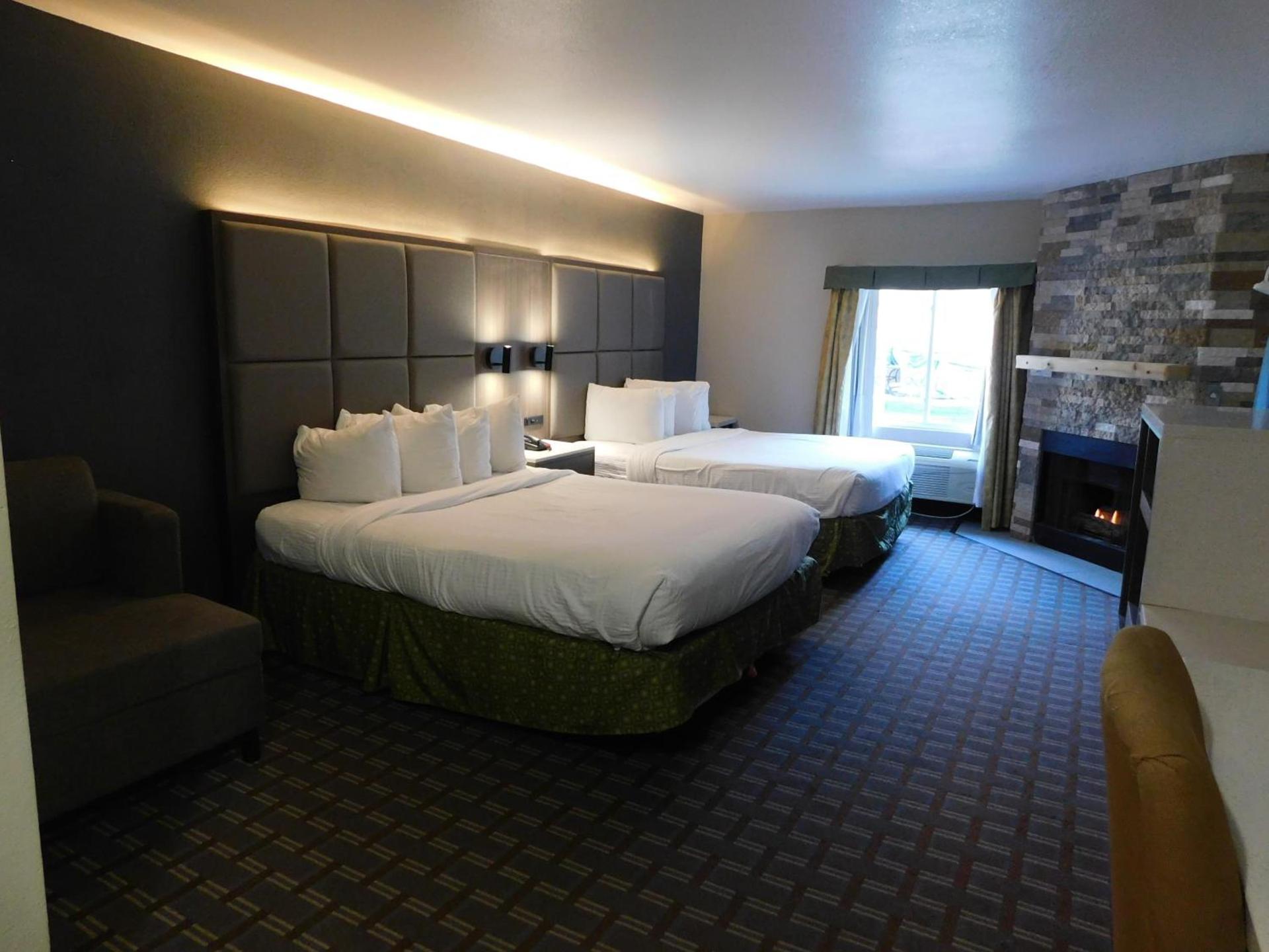 Days Inn & Suites by Wyndham Downtown Gatlinburg Parkway photo 36