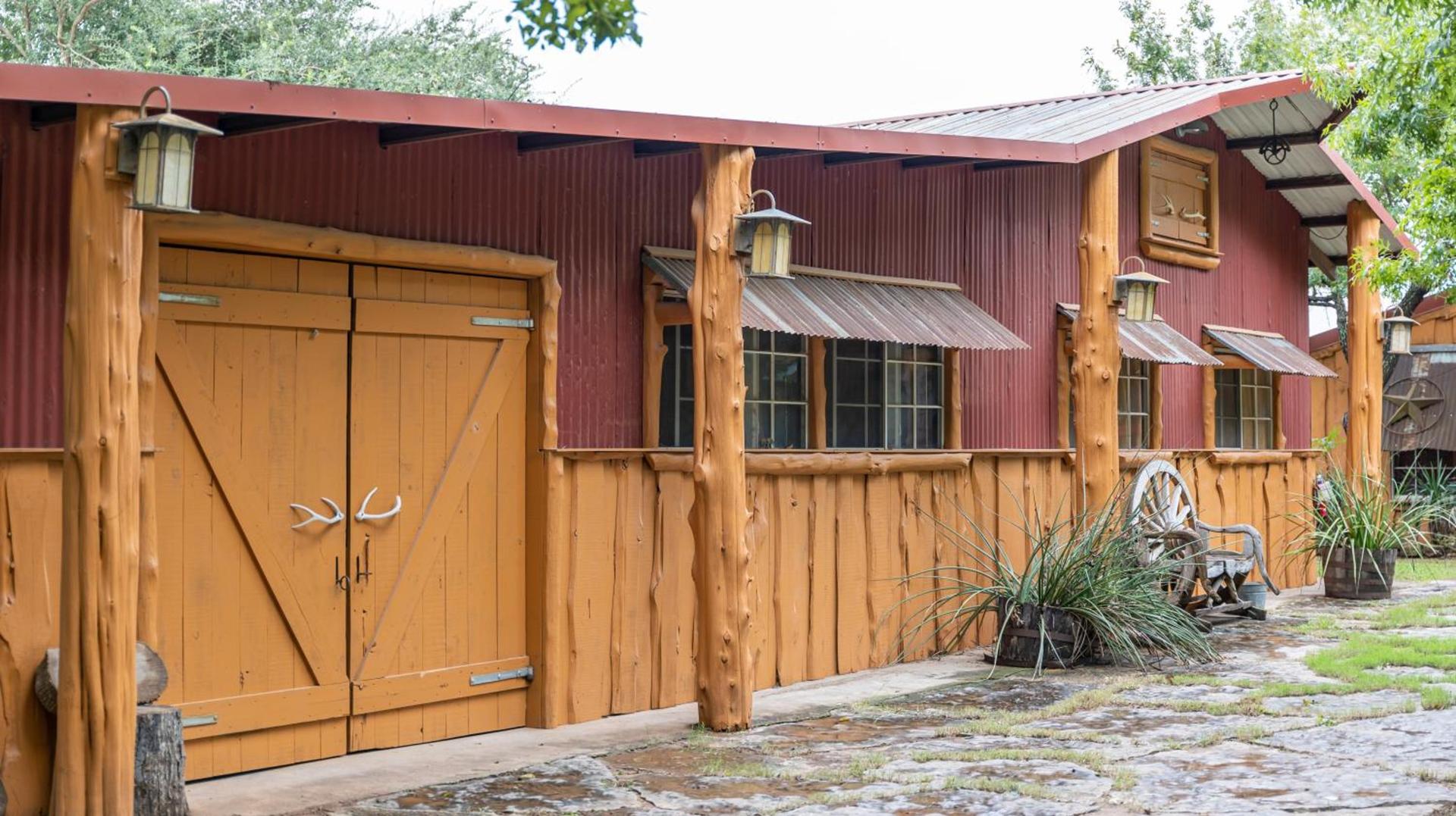 Moon River Ranch photo 81