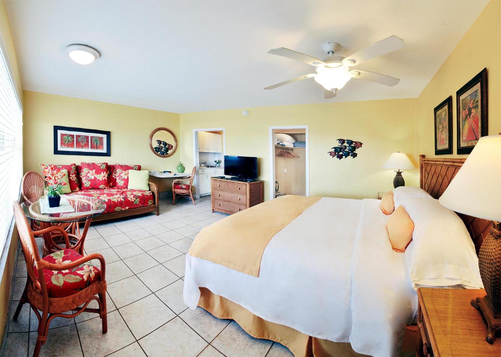 Tropic Seas Resort photo 8