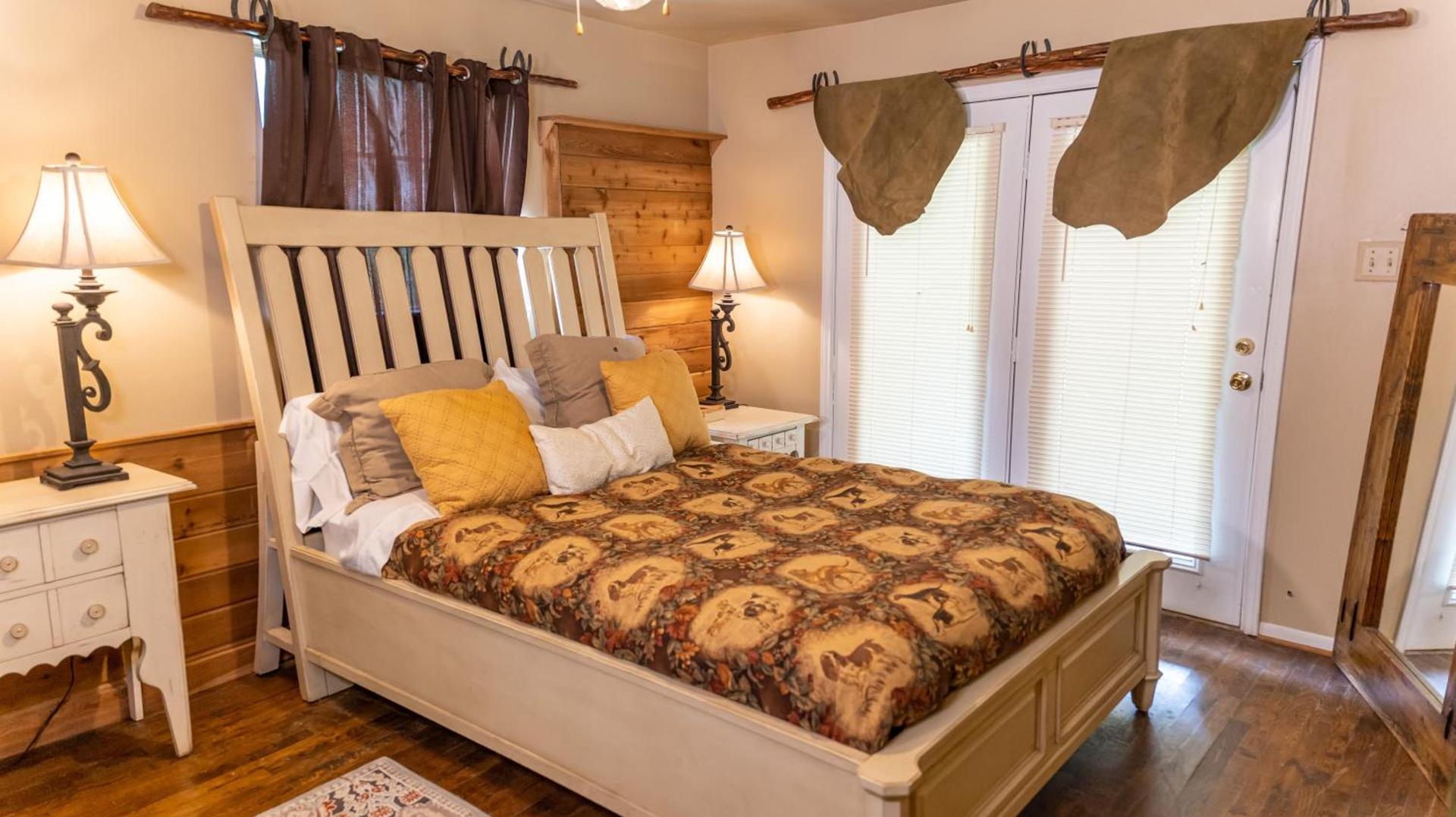 Moon River Ranch photo 46