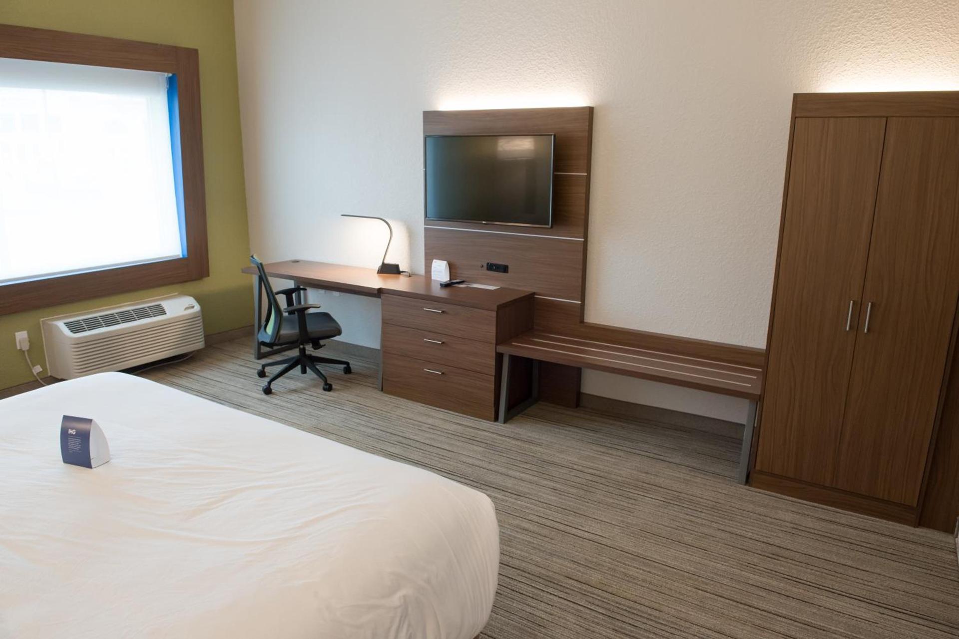 Holiday Inn Express & Suites Dayton North - Vandalia by IHG photo 33