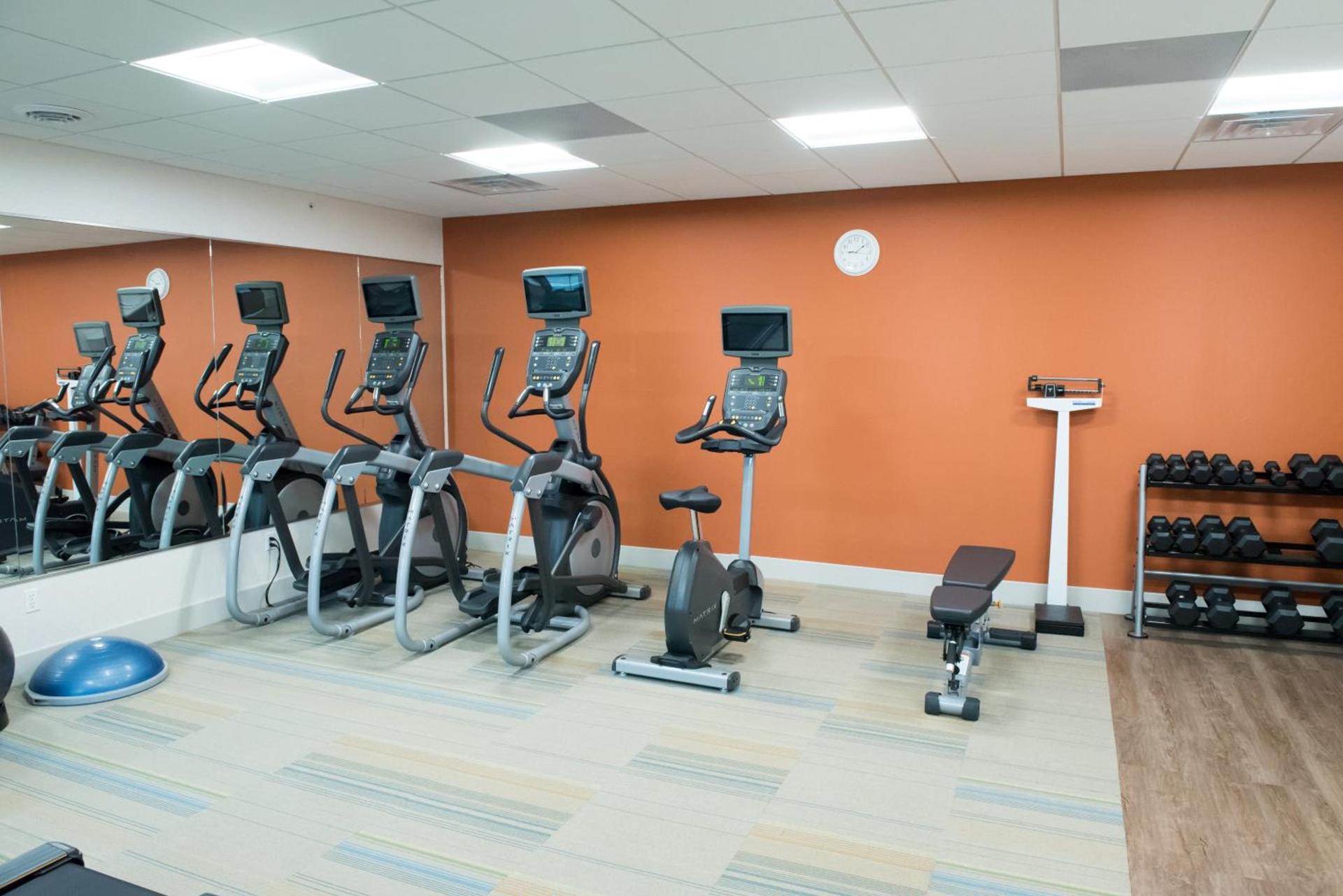 Holiday Inn Express & Suites Dayton North - Vandalia by IHG photo 20