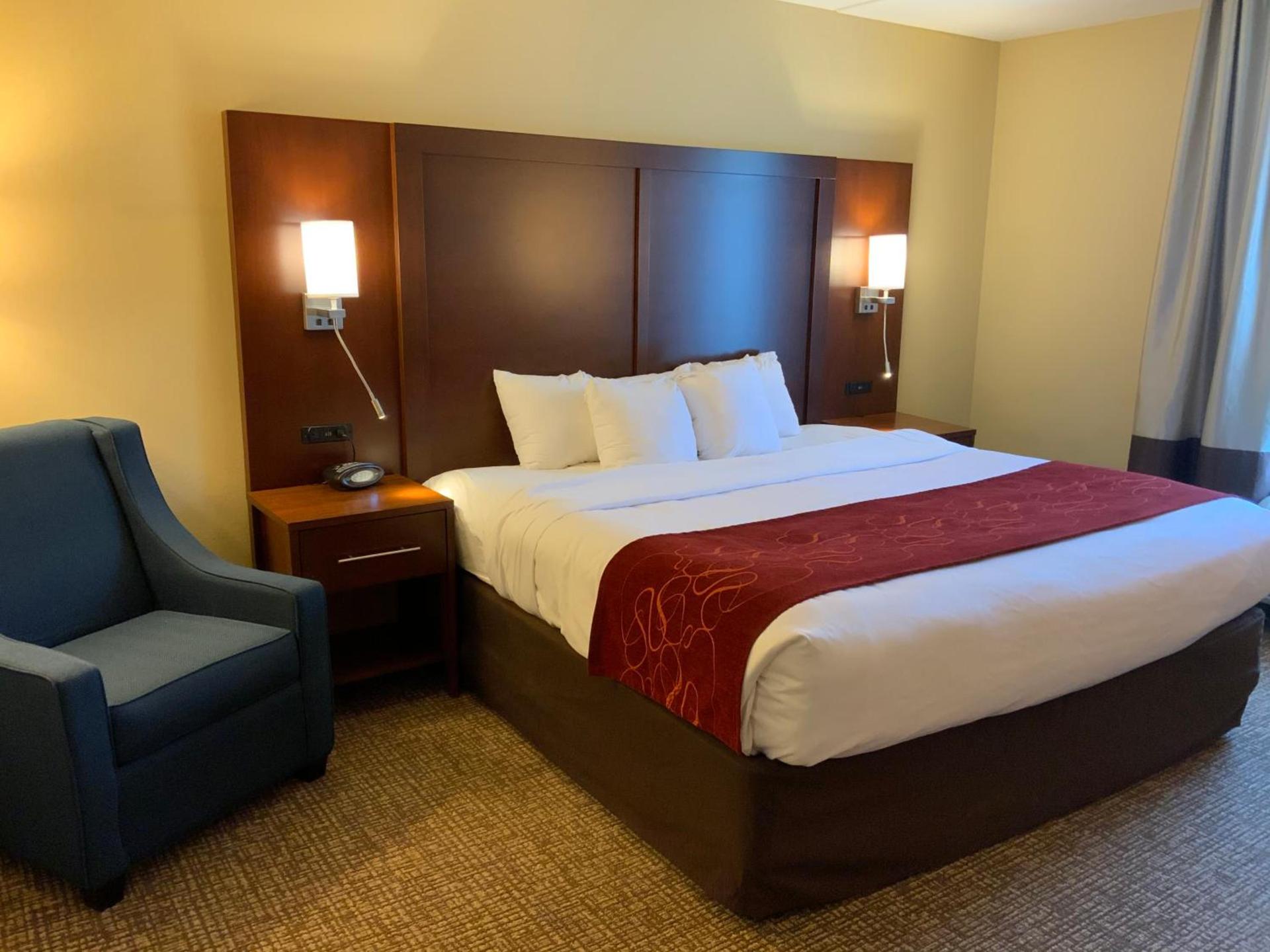 Comfort Suites Fredericksburg North photo 78