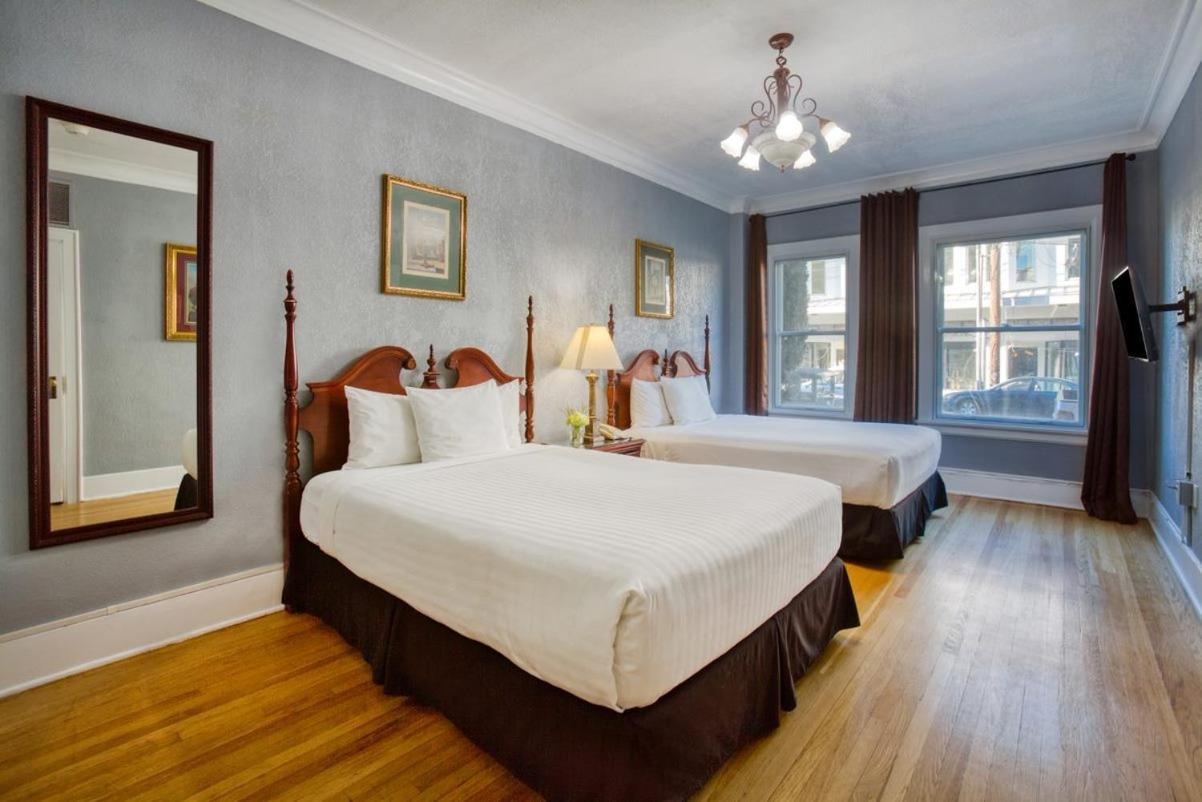 MarQueen Hotel - NEWLY RENOVATED photo 18