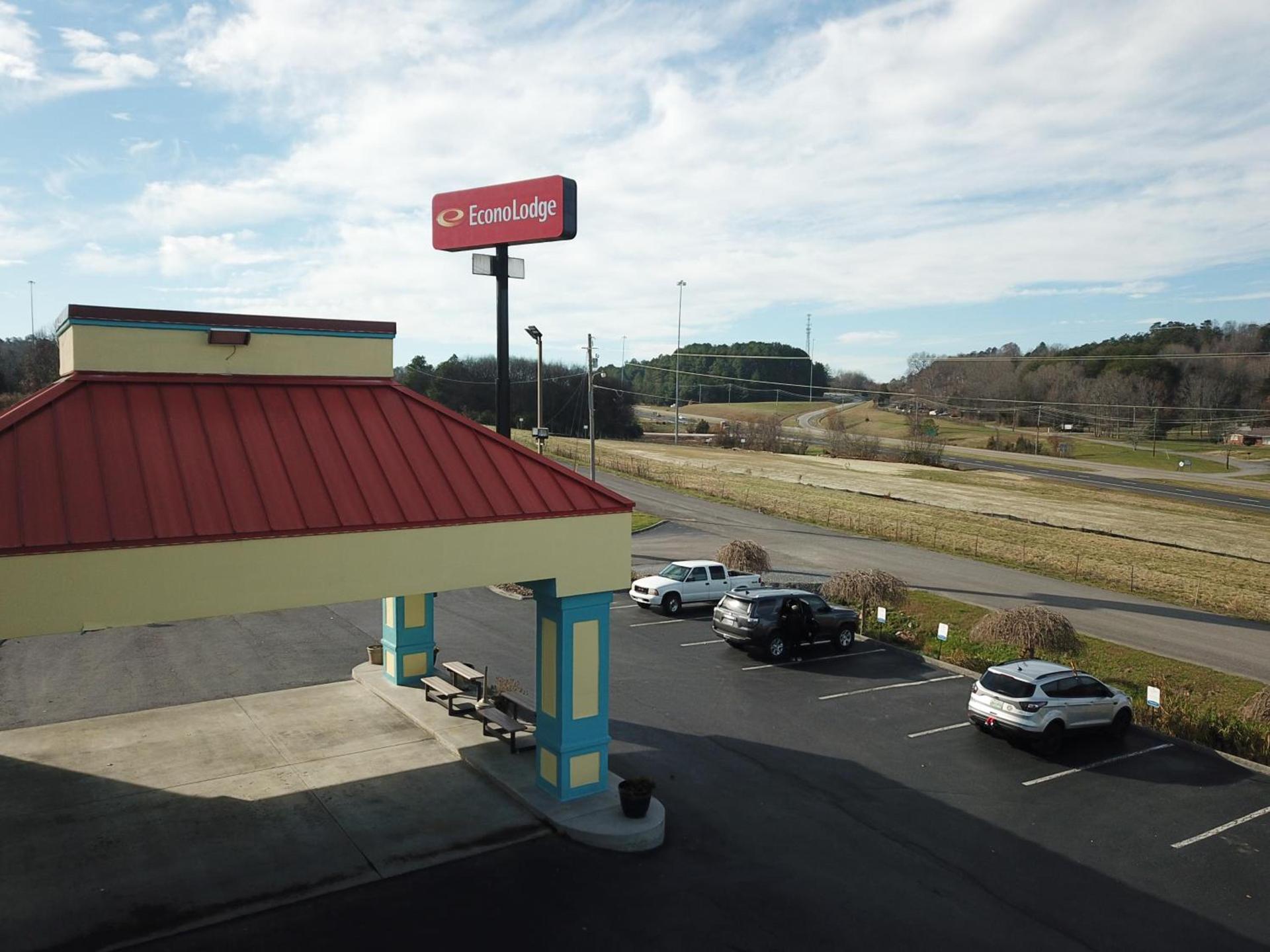 Econo Lodge Newport Smoky Mountains Gateway — hotel in Newport