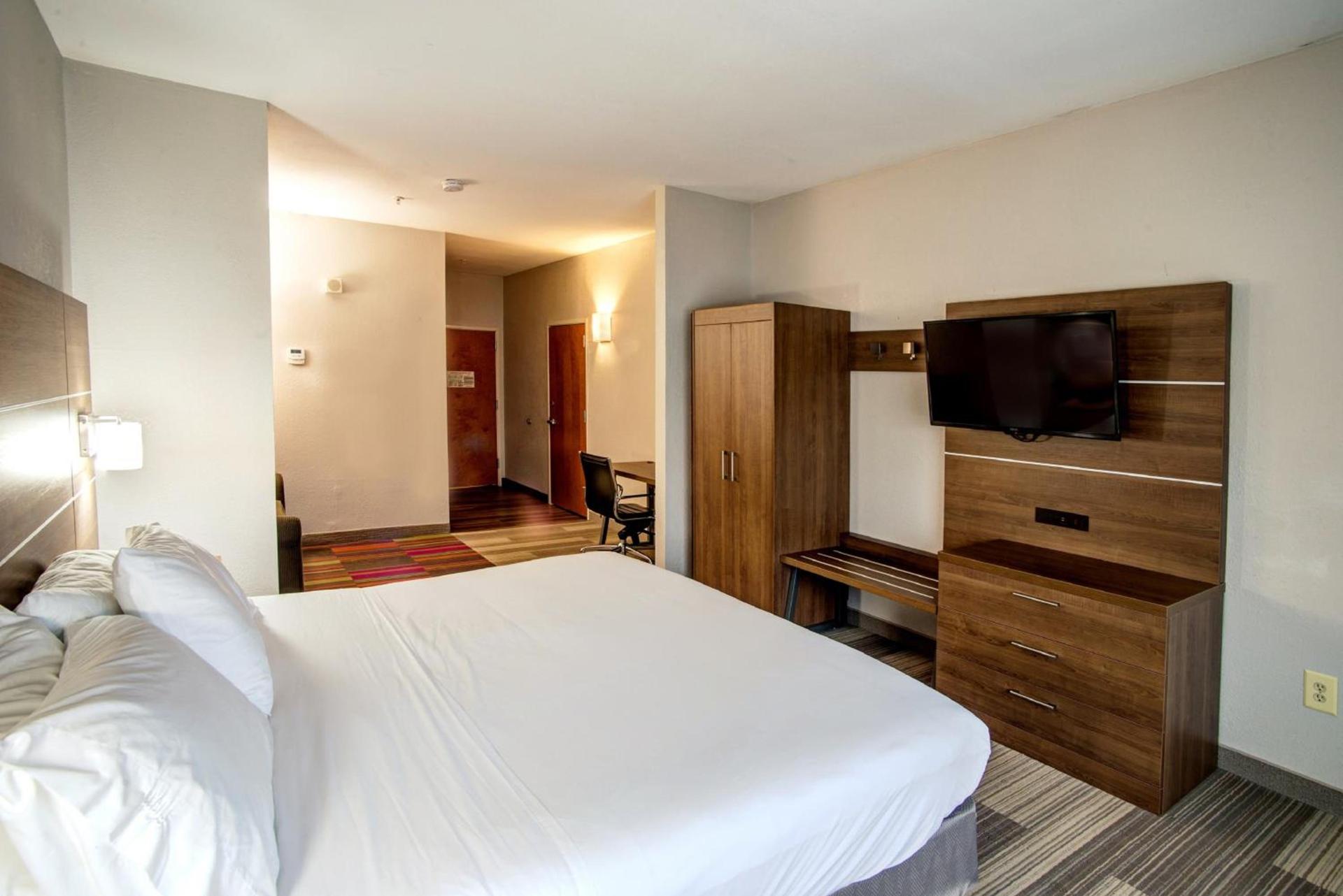 Holiday Inn Express La Plata by IHG photo 26