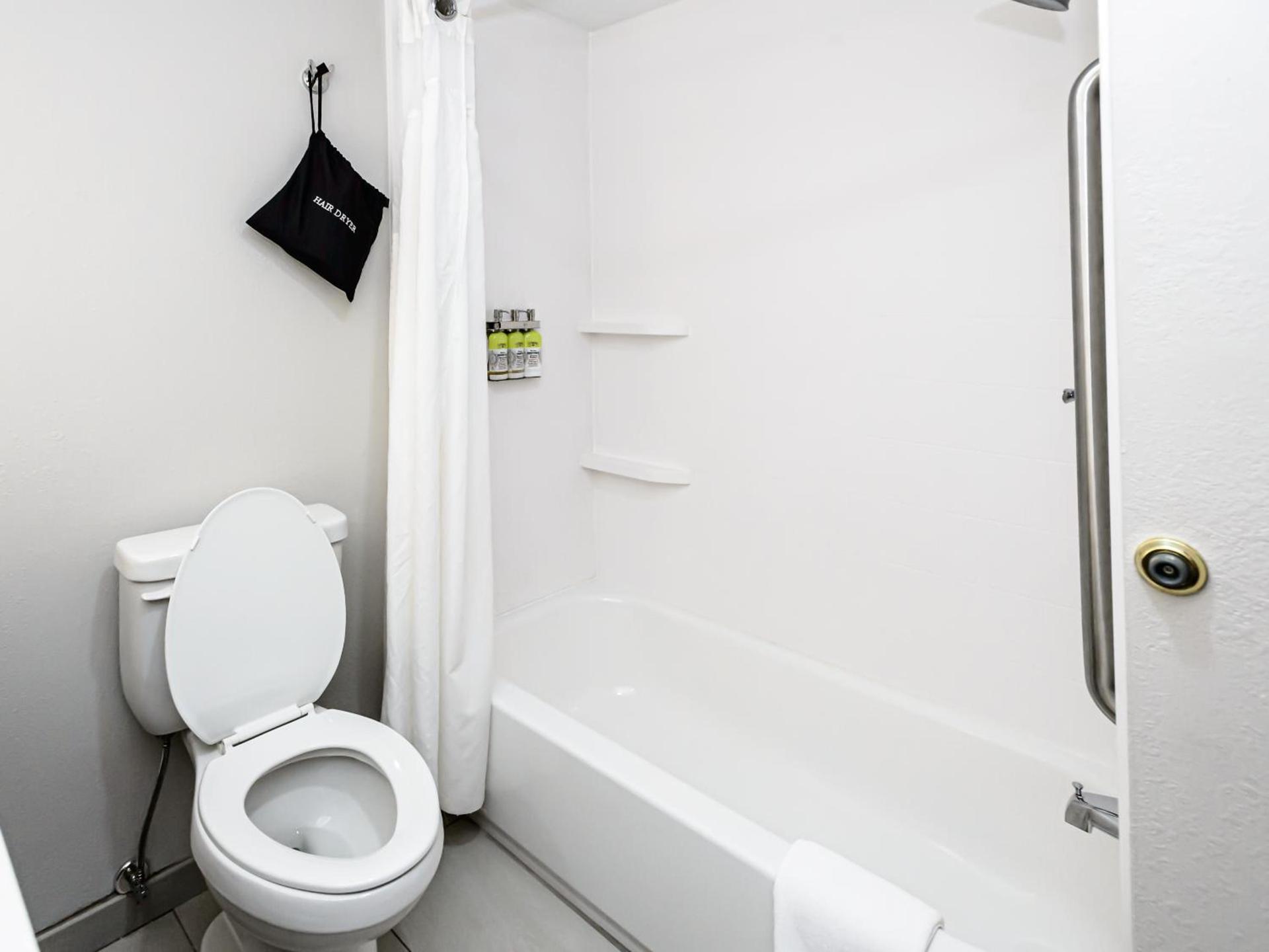 Holiday Inn Express Hillsborough-Durham Area by IHG photo 3