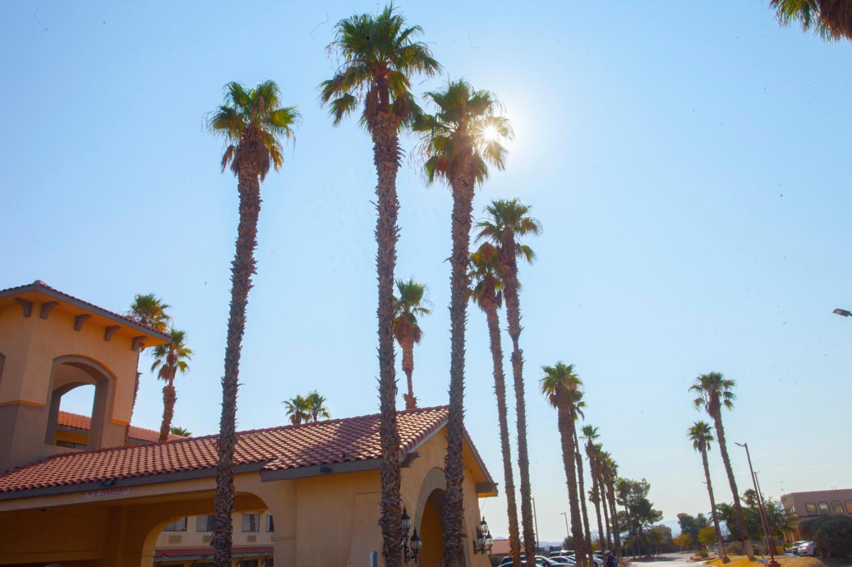 Ramada by Wyndham Barstow photo 26