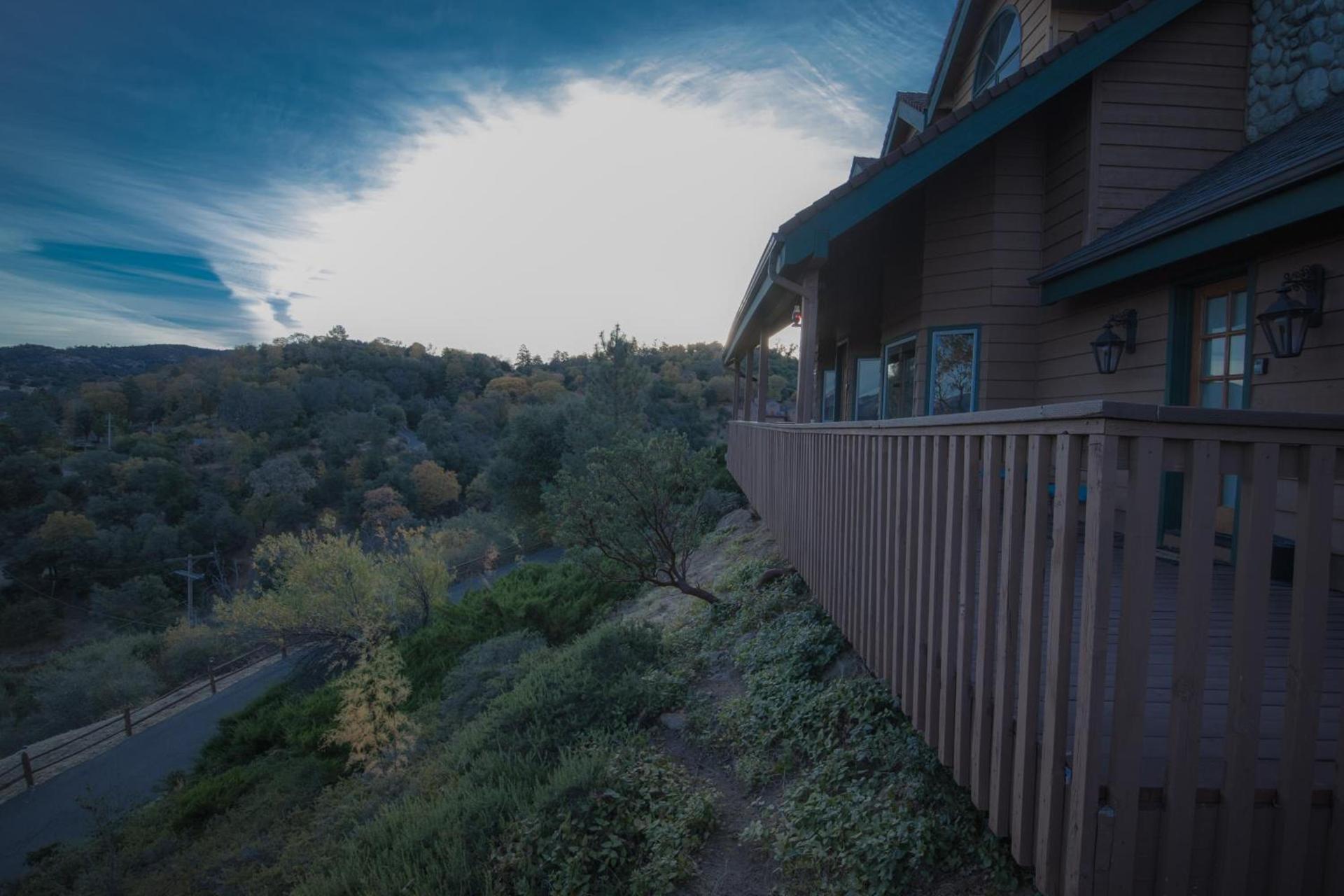 Tucker Peak Lodge photo 19