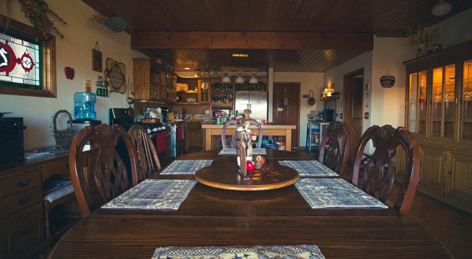 Tucker Peak Lodge photo 9
