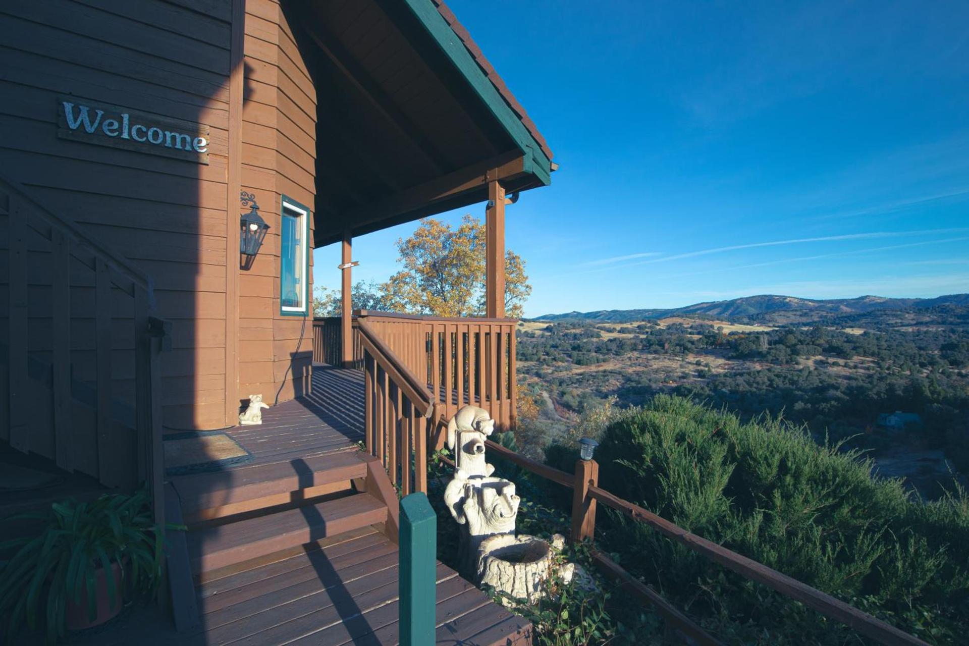Tucker Peak Lodge photo 3