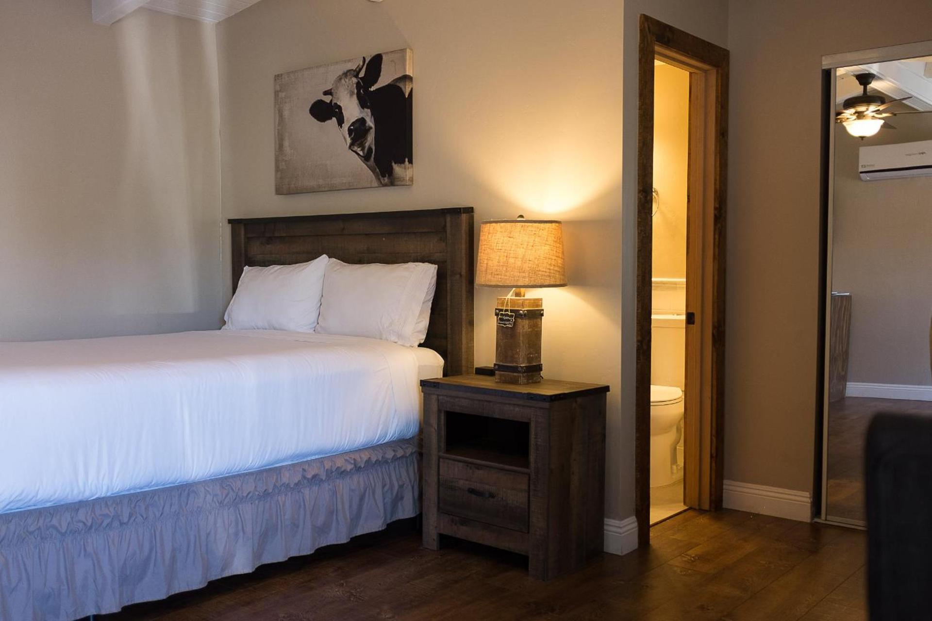 Apple Tree Inn photo 43