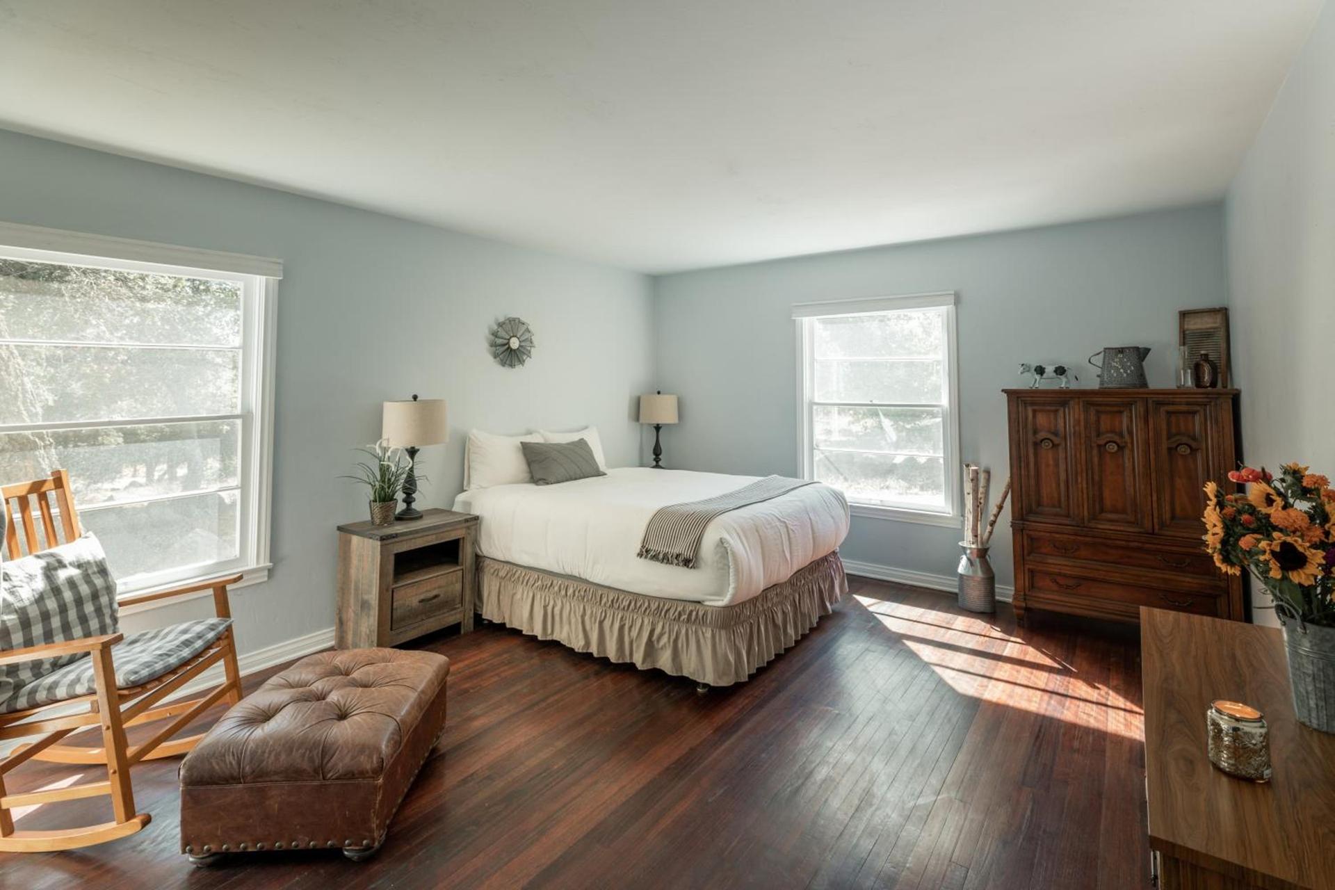 Apple Tree Inn photo 27