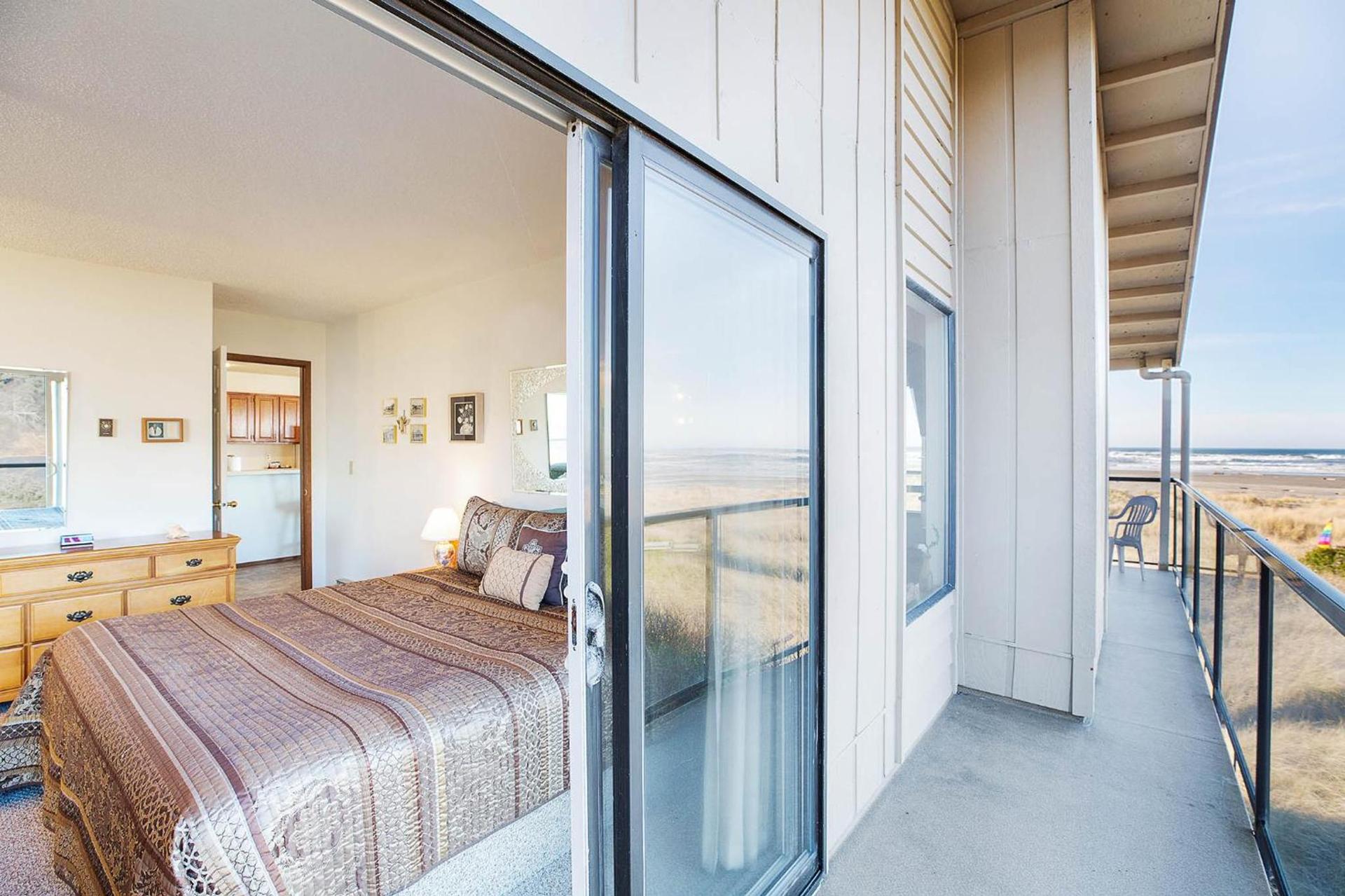 Hi-Tide Resort photo 81