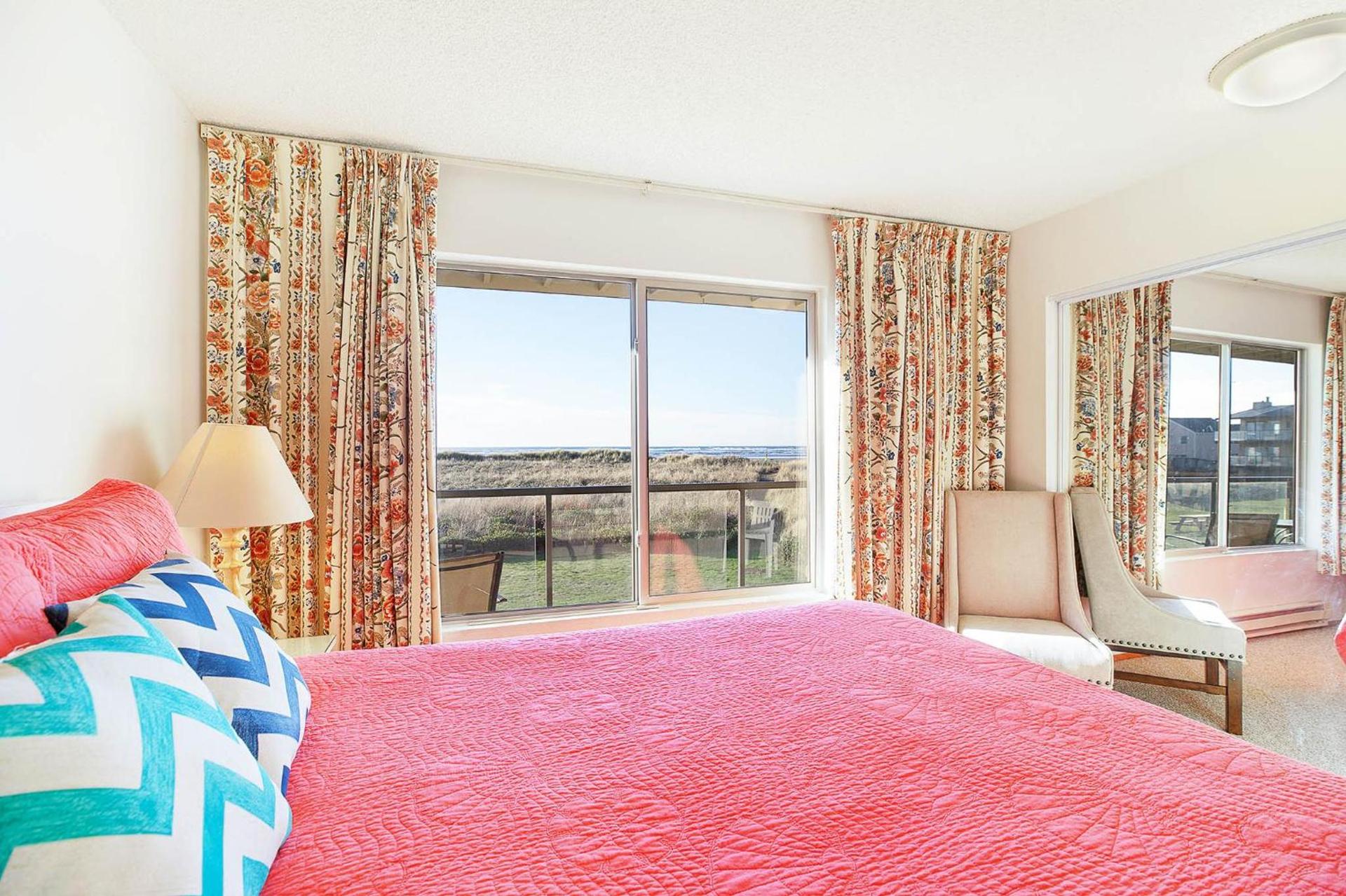 Hi-Tide Resort photo 49
