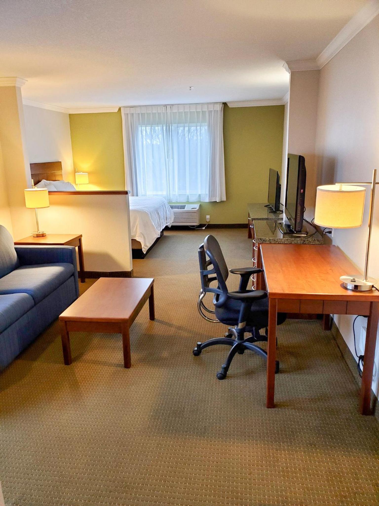 Holiday Inn Express Hotel & Suites Portland-Northwest Downtown by IHG photo 10