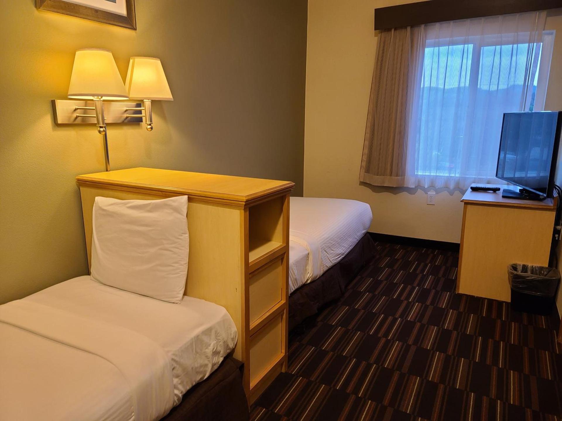 Inn at Wecoma photo 7