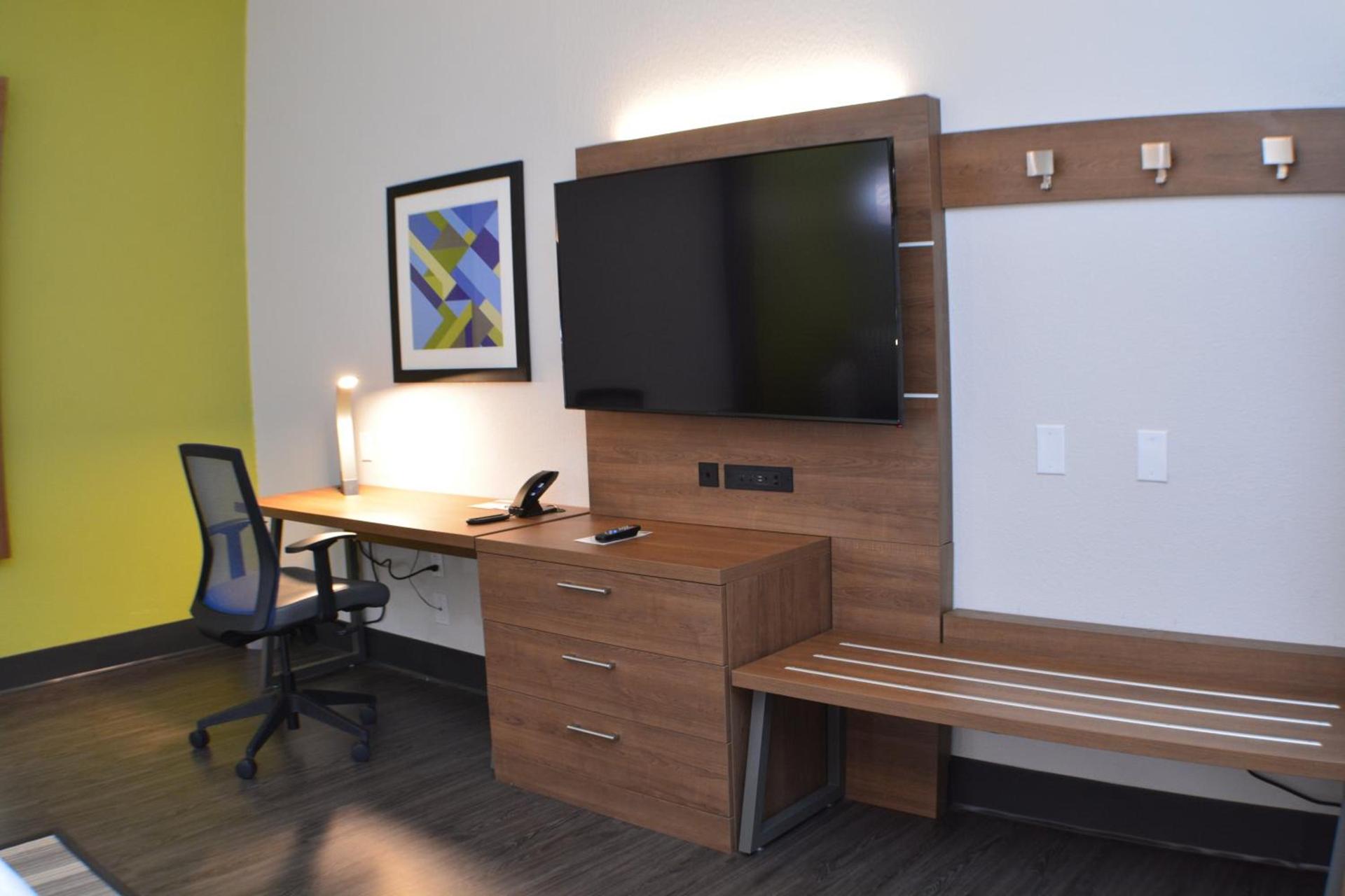 Holiday Inn Express Seguin by IHG photo 31