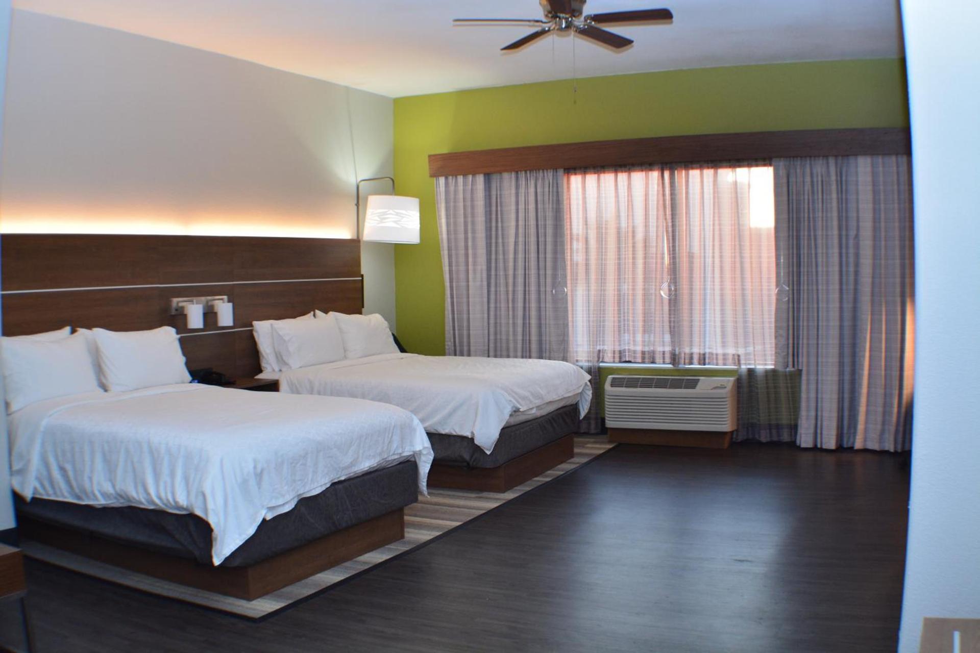 Holiday Inn Express Seguin by IHG photo 33