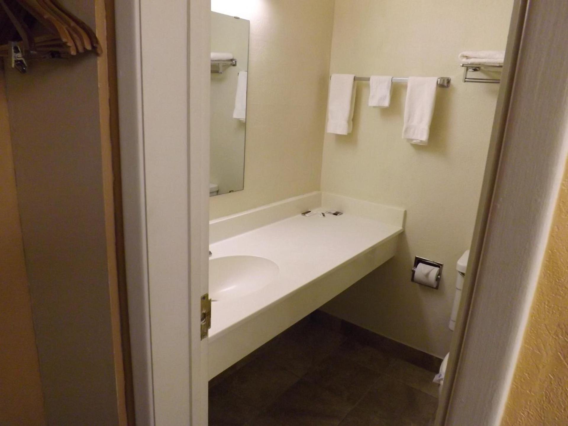 Tristar Inn Xpress photo 23