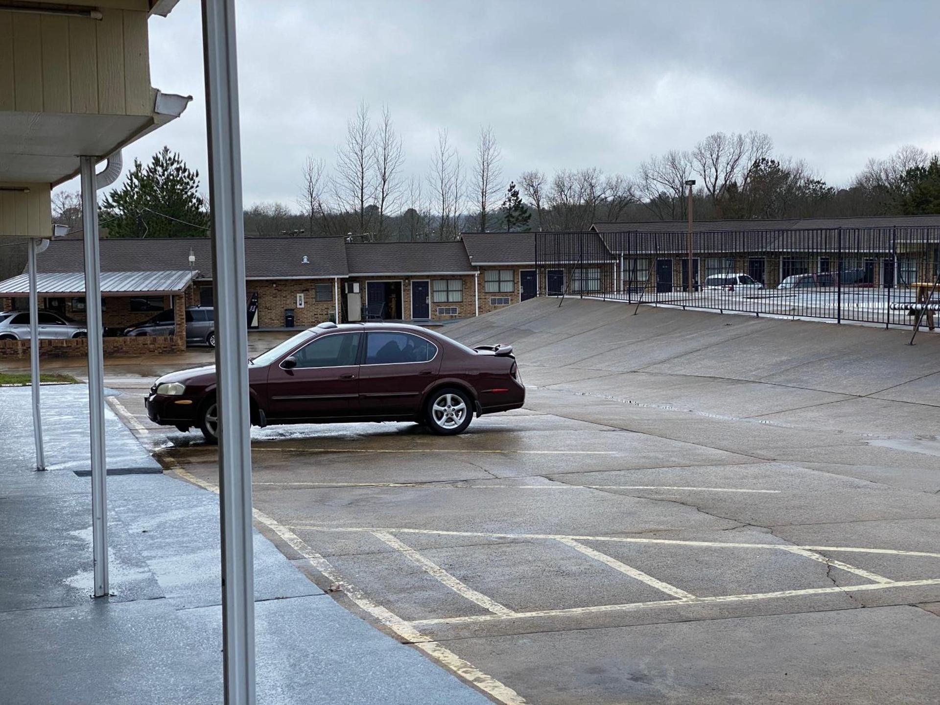 Town House Motel photo 21